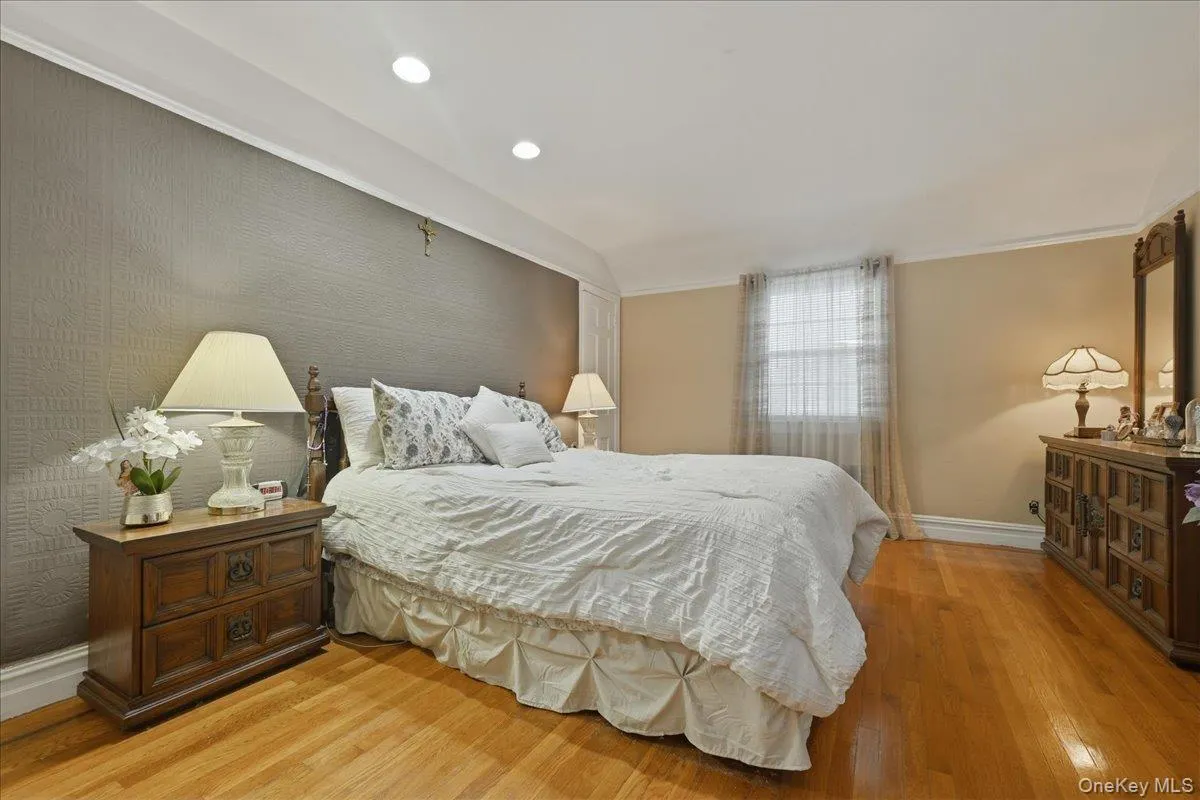 Bedroom Bedroom