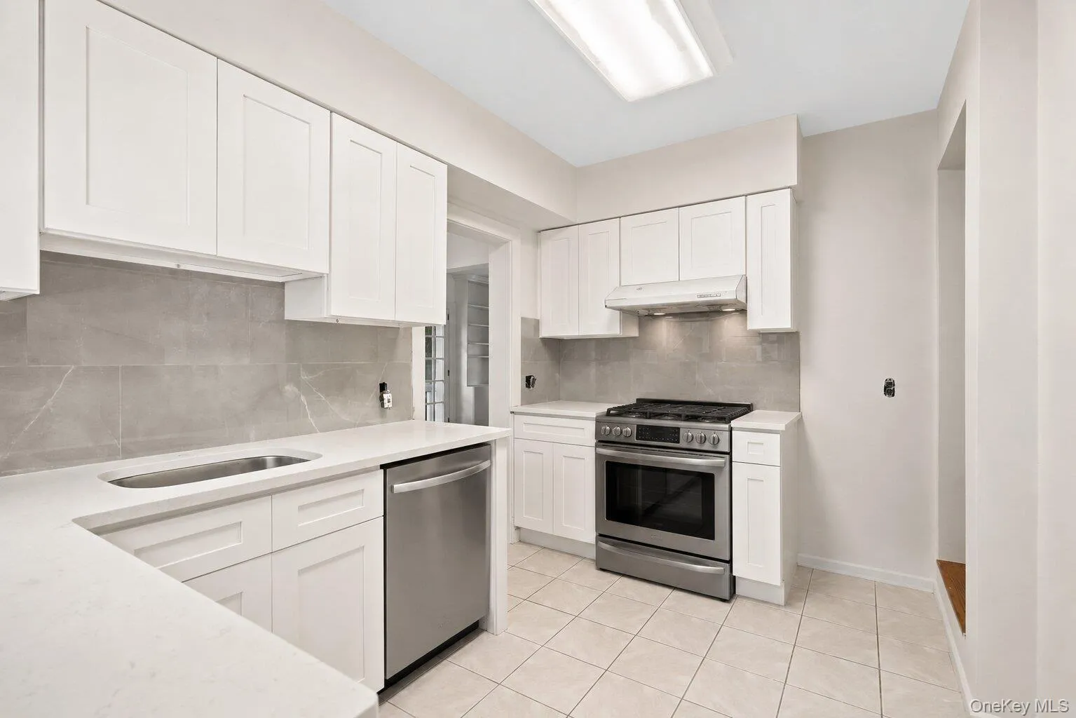 AI edited kitchen photo AI edited kitchen photo