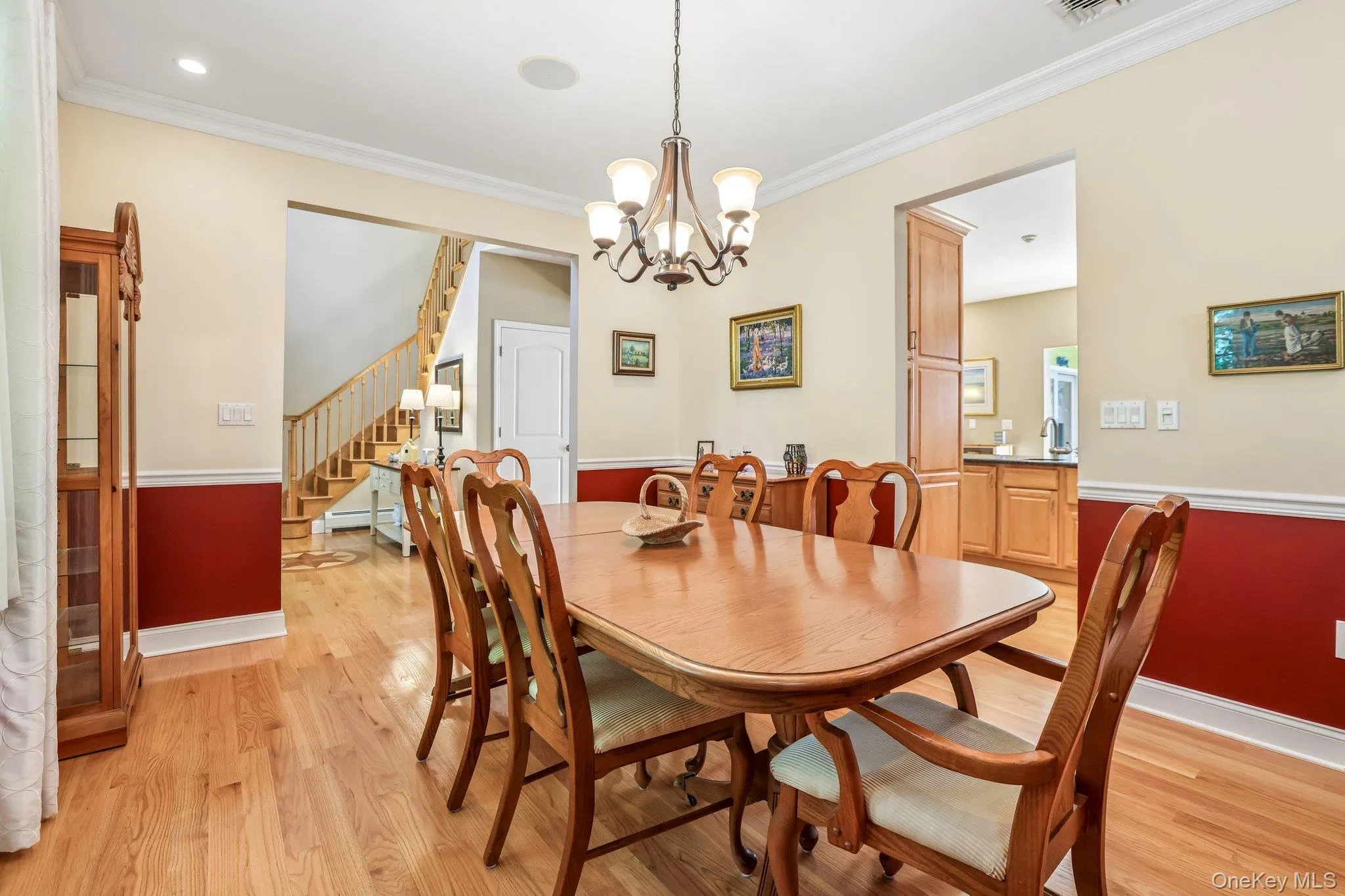 Crown molding and chair rail. Crown molding and chair rail.