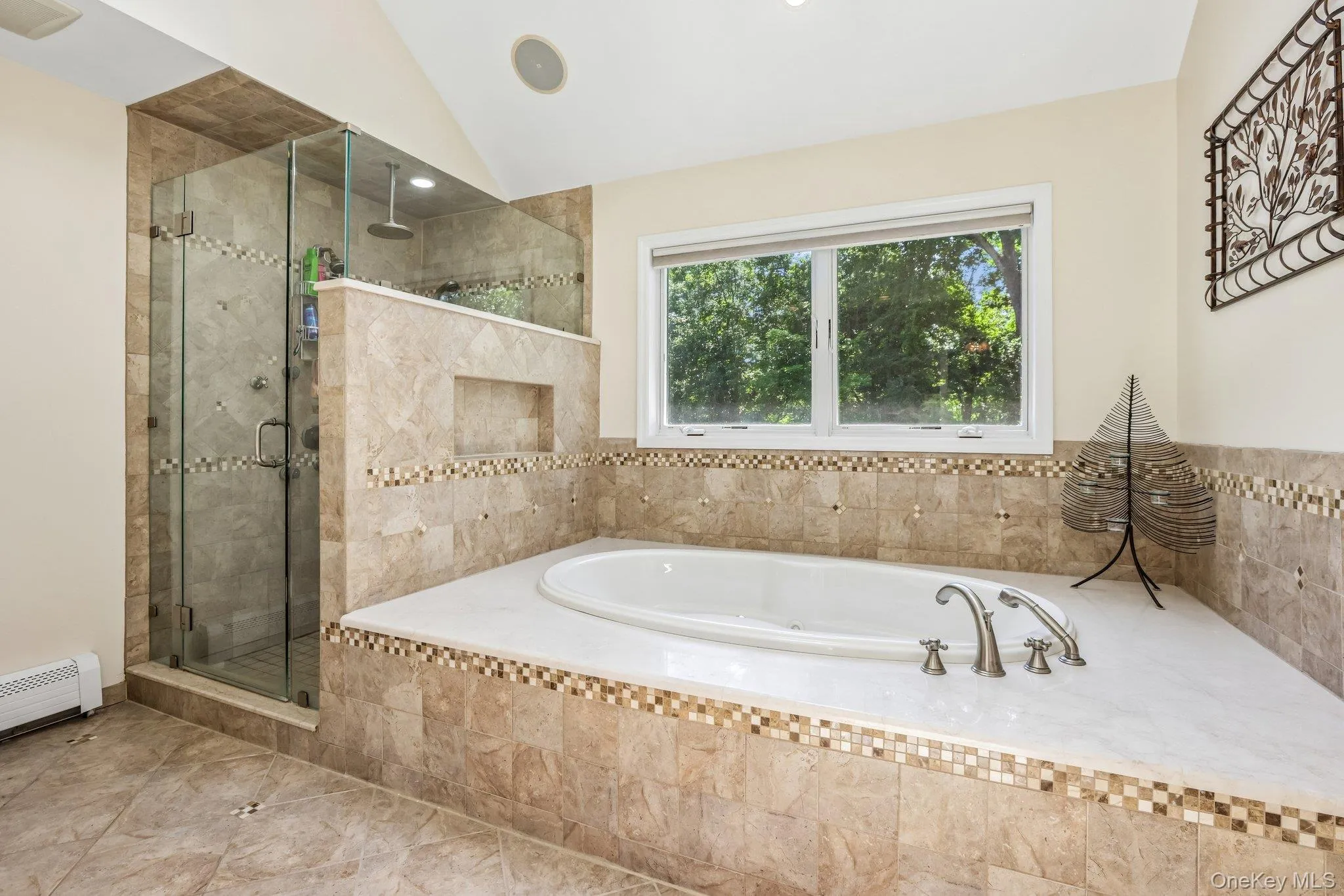 Whirlpool tub Whirlpool tub
