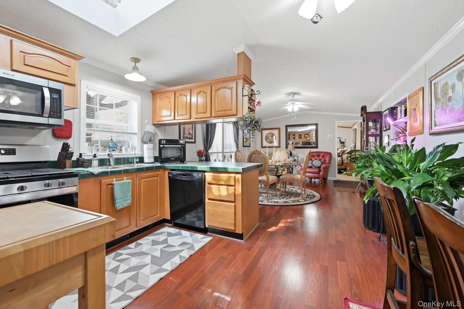 37 Hubbard Avenue, Riverhead, NY, 2 Bedrooms Bedrooms, 5 Rooms Rooms,1 BathroomBathrooms,Residential,For Rent,Hubbard,0,1029283 37 Hubbard Avenue, Riverhead, NY, 2 Bedrooms Bedrooms, 5 Rooms Rooms,1 BathroomBathrooms,Residential,For Rent,Hubbard,0,1029283