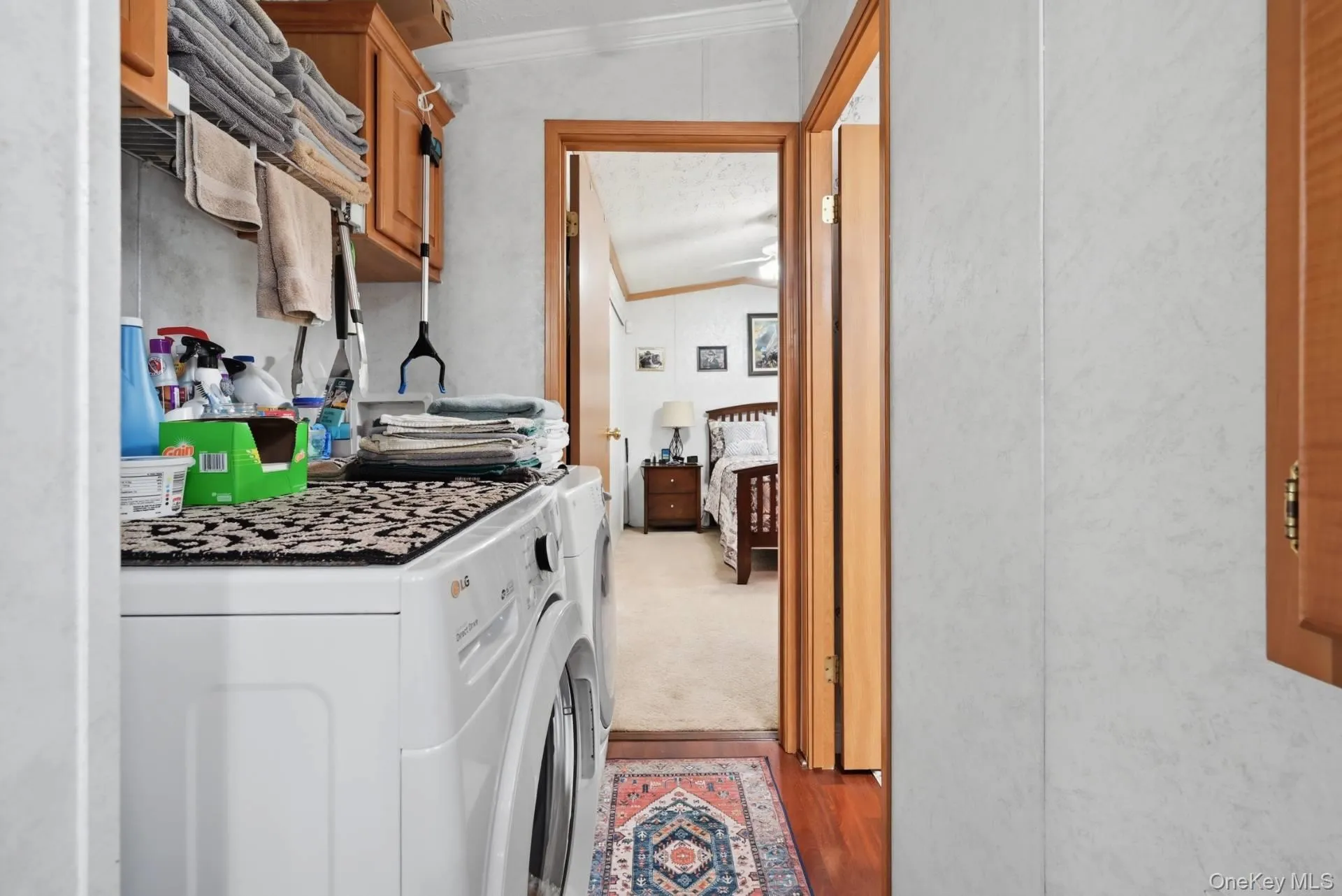 37 Hubbard Avenue, Riverhead, NY, 2 Bedrooms Bedrooms, 5 Rooms Rooms,1 BathroomBathrooms,Residential,For Rent,Hubbard,0,1029283 37 Hubbard Avenue, Riverhead, NY, 2 Bedrooms Bedrooms, 5 Rooms Rooms,1 BathroomBathrooms,Residential,For Rent,Hubbard,0,1029283