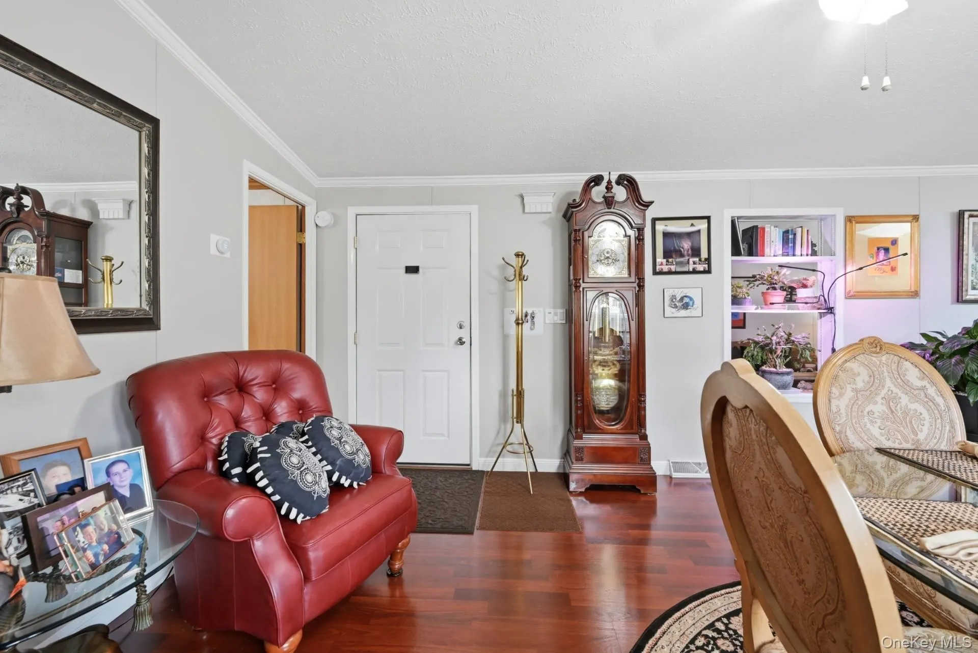 37 Hubbard Avenue, Riverhead, NY, 2 Bedrooms Bedrooms, 5 Rooms Rooms,1 BathroomBathrooms,Residential,For Rent,Hubbard,0,1029283 37 Hubbard Avenue, Riverhead, NY, 2 Bedrooms Bedrooms, 5 Rooms Rooms,1 BathroomBathrooms,Residential,For Rent,Hubbard,0,1029283