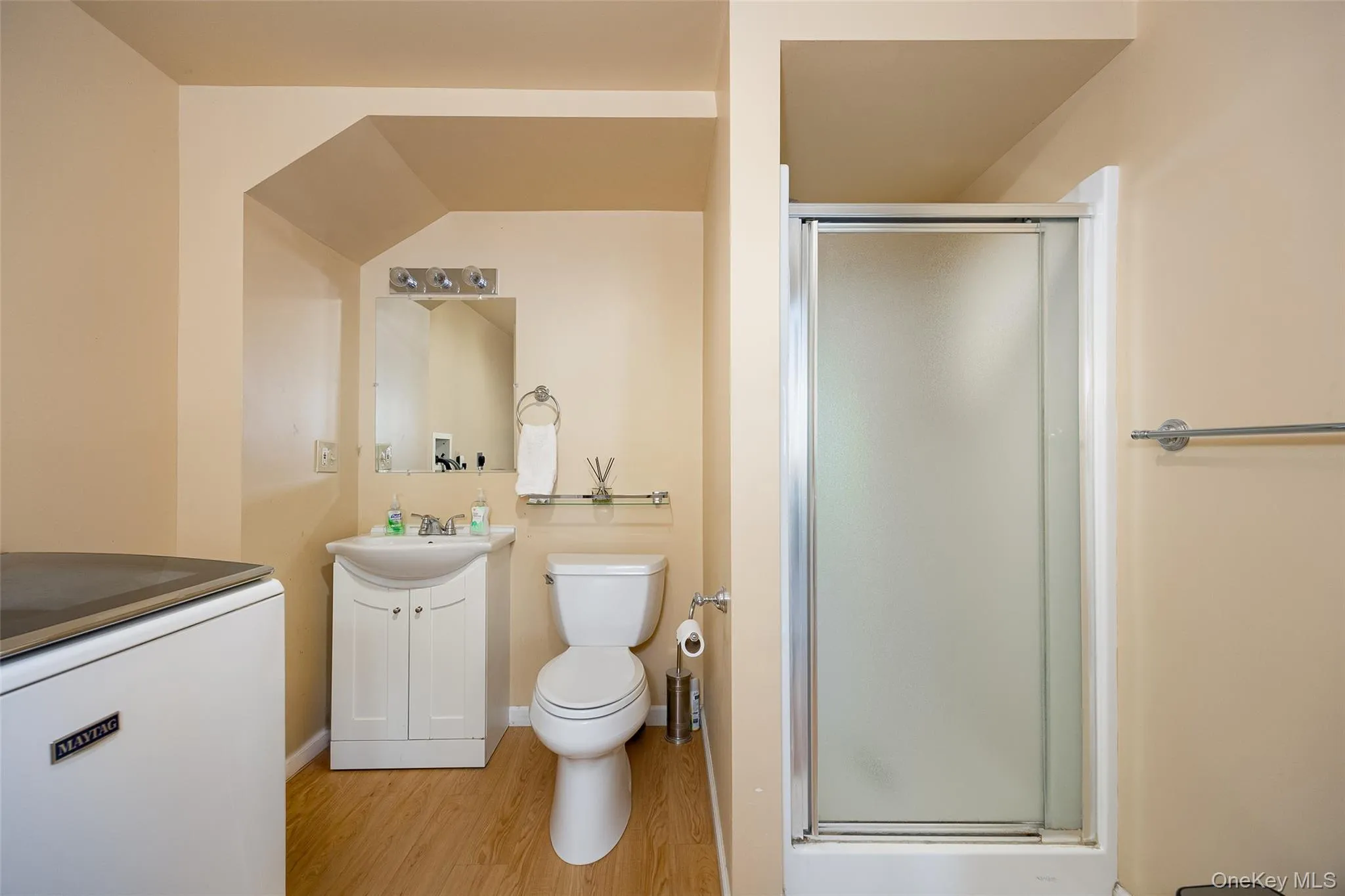 41 Martin Drive, La Grange, NY, 3 Bedrooms Bedrooms, 9 Rooms Rooms,4 BathroomsBathrooms,Residential,For Rent,Martin,0,1029284 41 Martin Drive, La Grange, NY, 3 Bedrooms Bedrooms, 9 Rooms Rooms,4 BathroomsBathrooms,Residential,For Rent,Martin,0,1029284