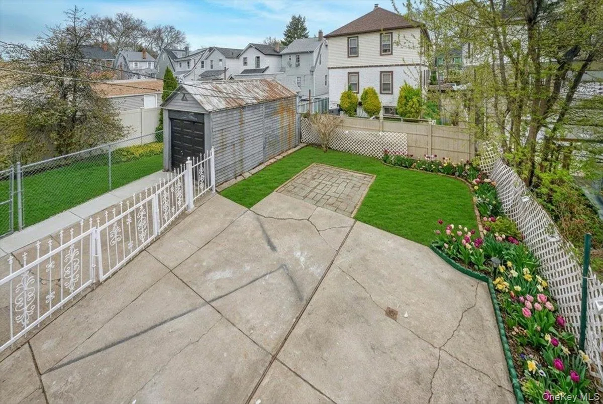 3704 Harper Avenue, New York, NY, 3 Bedrooms Bedrooms, 6 Rooms Rooms,3 BathroomsBathrooms,Residential,For Rent,Harper,0,1029285 3704 Harper Avenue, New York, NY, 3 Bedrooms Bedrooms, 6 Rooms Rooms,3 BathroomsBathrooms,Residential,For Rent,Harper,0,1029285