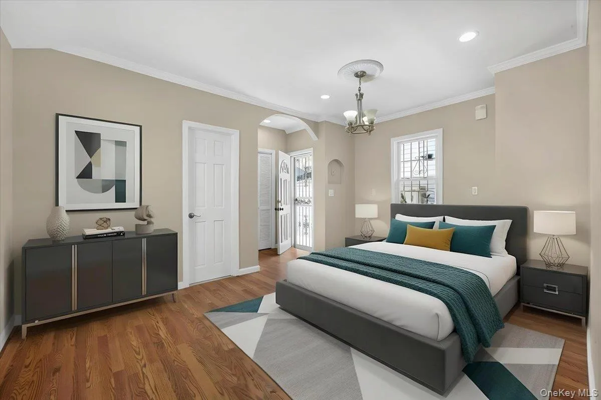 3704 Harper Avenue, New York, NY, 3 Bedrooms Bedrooms, 6 Rooms Rooms,3 BathroomsBathrooms,Residential,For Rent,Harper,0,1029285 3704 Harper Avenue, New York, NY, 3 Bedrooms Bedrooms, 6 Rooms Rooms,3 BathroomsBathrooms,Residential,For Rent,Harper,0,1029285