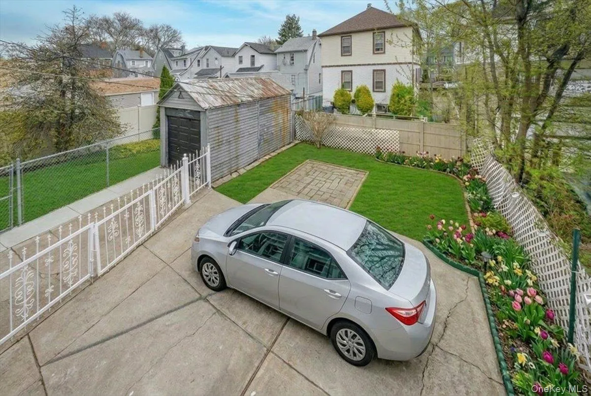 3704 Harper Avenue, New York, NY, 3 Bedrooms Bedrooms, 6 Rooms Rooms,3 BathroomsBathrooms,Residential,For Rent,Harper,0,1029285 3704 Harper Avenue, New York, NY, 3 Bedrooms Bedrooms, 6 Rooms Rooms,3 BathroomsBathrooms,Residential,For Rent,Harper,0,1029285