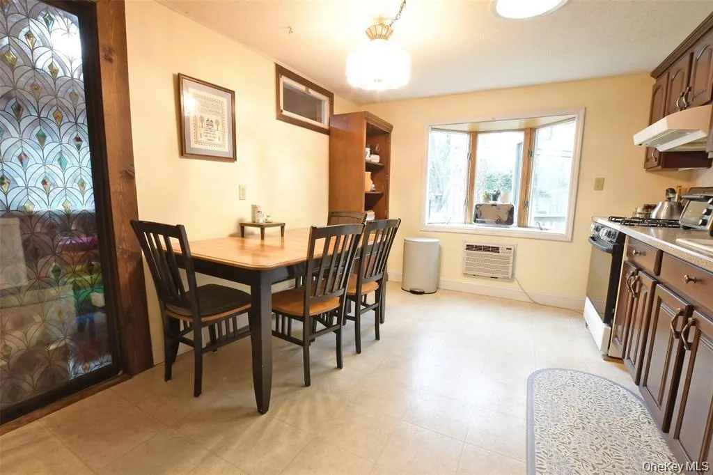 144 Division Avenue, Islip, NY, 4 Bedrooms Bedrooms, 9 Rooms Rooms,2 BathroomsBathrooms,Residential,For Rent,Division,0,1029289 144 Division Avenue, Islip, NY, 4 Bedrooms Bedrooms, 9 Rooms Rooms,2 BathroomsBathrooms,Residential,For Rent,Division,0,1029289