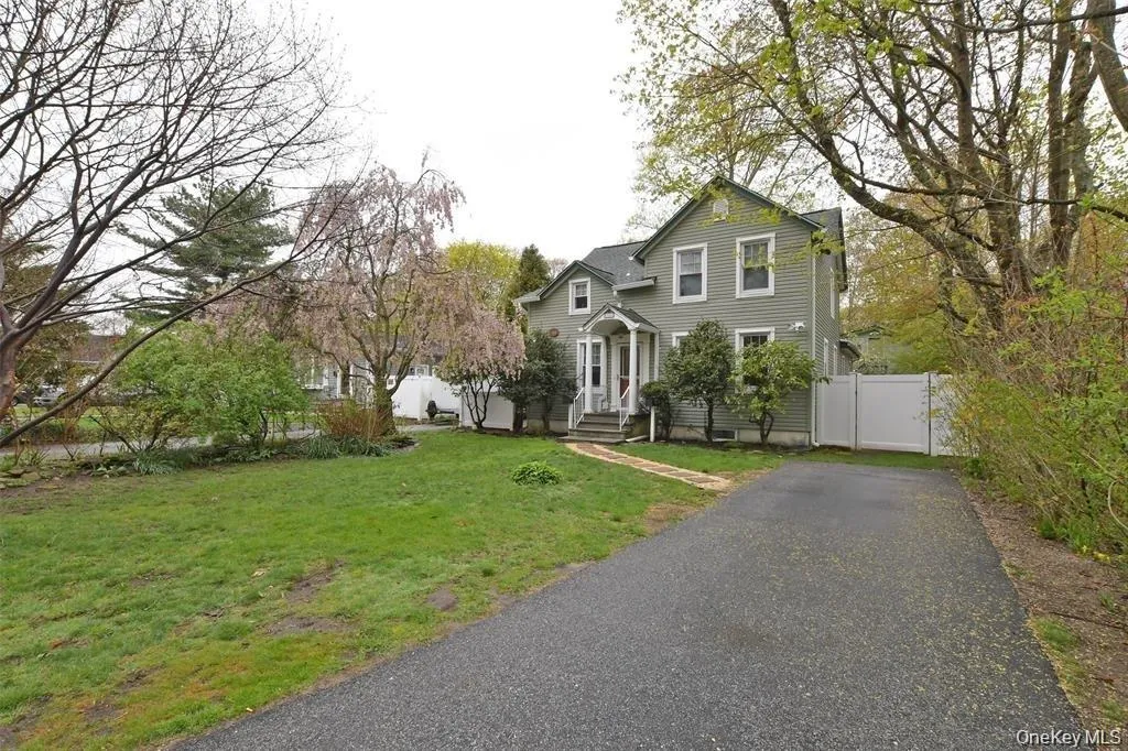144 Division Avenue, Islip, NY, 4 Bedrooms Bedrooms, 9 Rooms Rooms,2 BathroomsBathrooms,Residential,For Rent,Division,0,1029289 144 Division Avenue, Islip, NY, 4 Bedrooms Bedrooms, 9 Rooms Rooms,2 BathroomsBathrooms,Residential,For Rent,Division,0,1029289