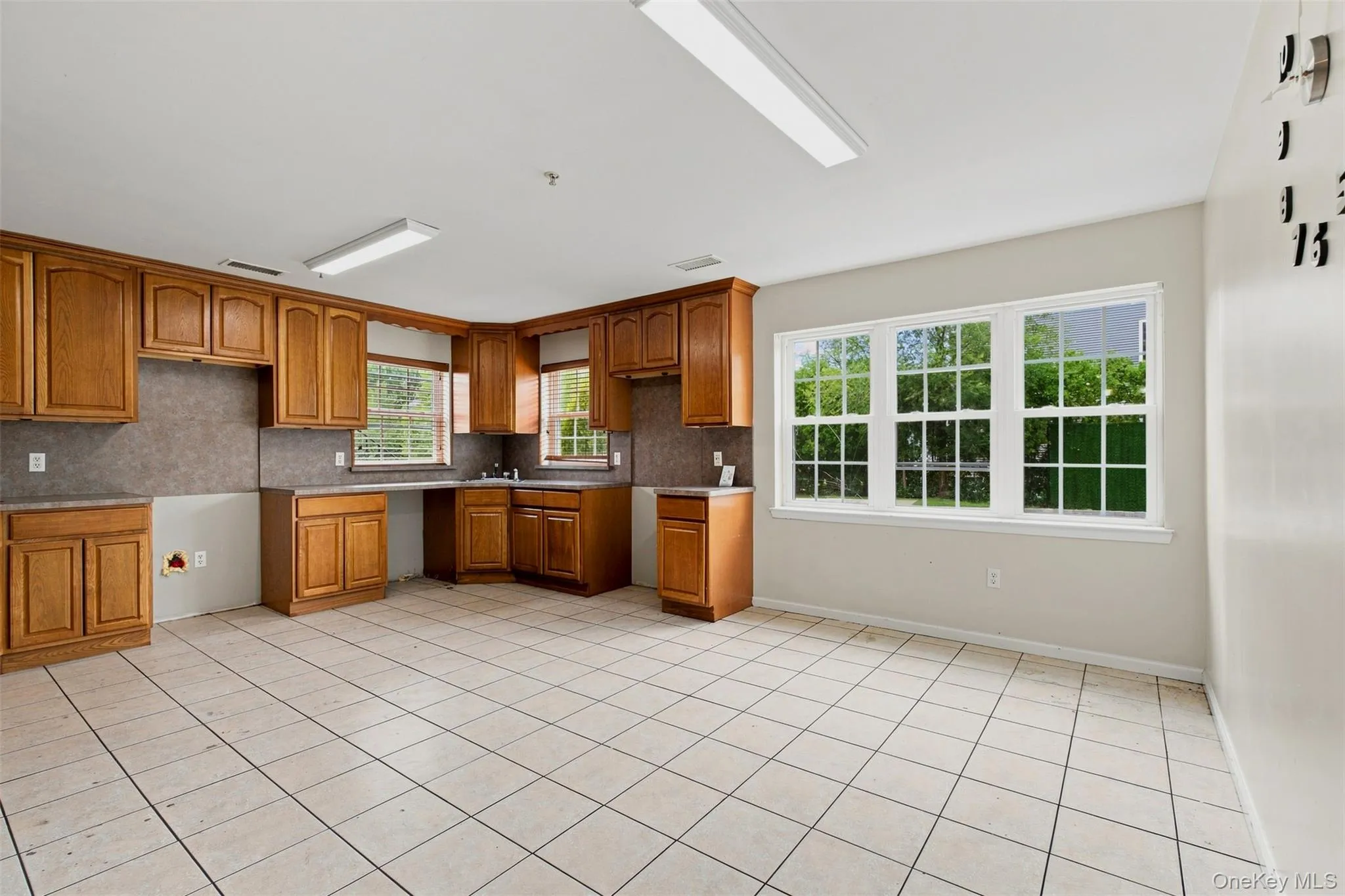 7 Elm Street, Ramapo, NY, 4 Bedrooms Bedrooms, 8 Rooms Rooms,2 BathroomsBathrooms,Residential,For Rent,Elm,0,1029292 7 Elm Street, Ramapo, NY, 4 Bedrooms Bedrooms, 8 Rooms Rooms,2 BathroomsBathrooms,Residential,For Rent,Elm,0,1029292