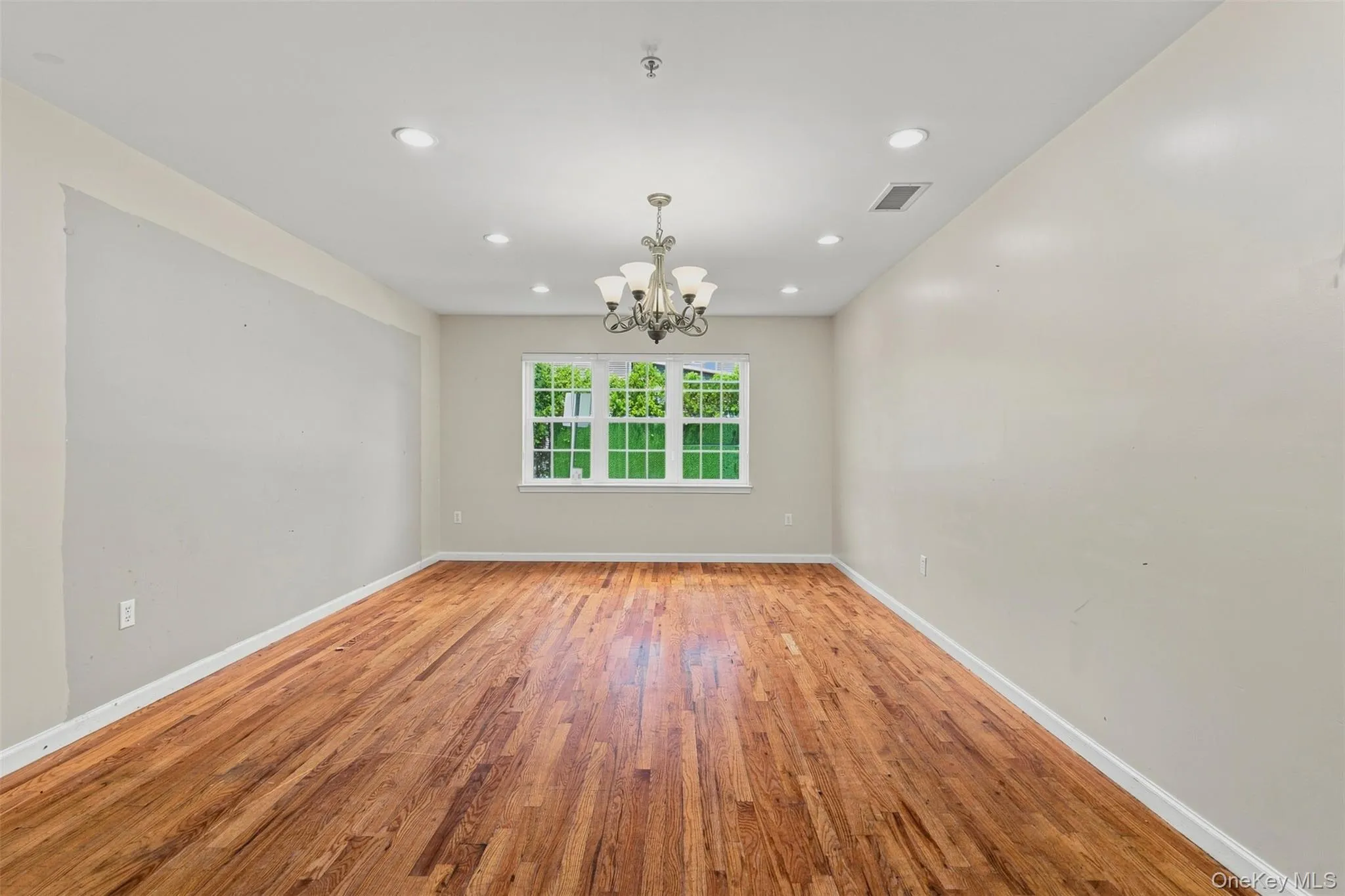 7 Elm Street, Ramapo, NY, 4 Bedrooms Bedrooms, 8 Rooms Rooms,2 BathroomsBathrooms,Residential,For Rent,Elm,0,1029292 7 Elm Street, Ramapo, NY, 4 Bedrooms Bedrooms, 8 Rooms Rooms,2 BathroomsBathrooms,Residential,For Rent,Elm,0,1029292