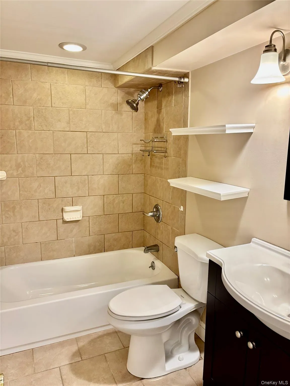 108 Old Country Road, Huntington, NY, 1 Bedroom Bedrooms, 3 Rooms Rooms,1 BathroomBathrooms,Residential Lease,For Rent,Old Country,0,1029299 108 Old Country Road, Huntington, NY, 1 Bedroom Bedrooms, 3 Rooms Rooms,1 BathroomBathrooms,Residential Lease,For Rent,Old Country,0,1029299