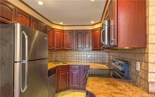 185 Park Avenue, Long Beach, NY, 1 Bedroom Bedrooms, 4 Rooms Rooms,1 BathroomBathrooms,Residential Lease,For Rent,Park,0,1029300 185 Park Avenue, Long Beach, NY, 1 Bedroom Bedrooms, 4 Rooms Rooms,1 BathroomBathrooms,Residential Lease,For Rent,Park,0,1029300