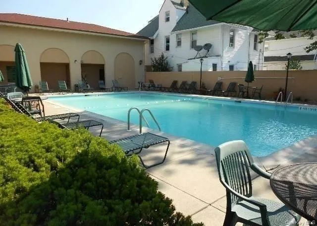 185 Park Avenue, Long Beach, NY, 1 Bedroom Bedrooms, 4 Rooms Rooms,1 BathroomBathrooms,Residential Lease,For Rent,Park,0,1029300 185 Park Avenue, Long Beach, NY, 1 Bedroom Bedrooms, 4 Rooms Rooms,1 BathroomBathrooms,Residential Lease,For Rent,Park,0,1029300