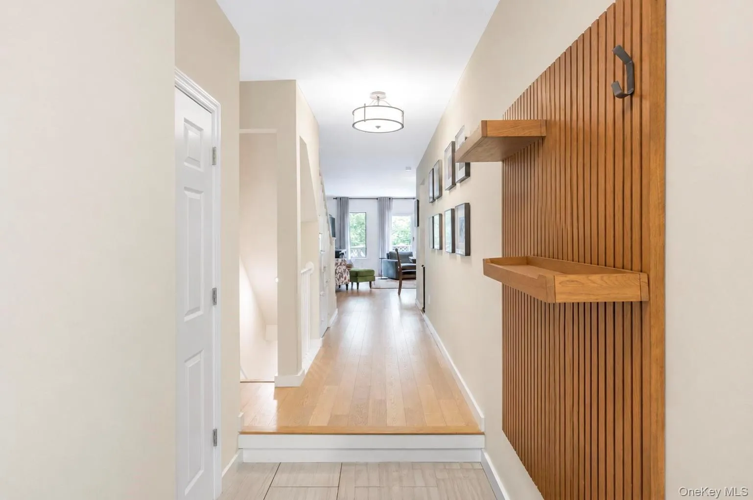 2 Pine Street, Huntington, NY, 2 Bedrooms Bedrooms, 6 Rooms Rooms,2 BathroomsBathrooms,Residential,For Rent,Pine,0,1029301 2 Pine Street, Huntington, NY, 2 Bedrooms Bedrooms, 6 Rooms Rooms,2 BathroomsBathrooms,Residential,For Rent,Pine,0,1029301