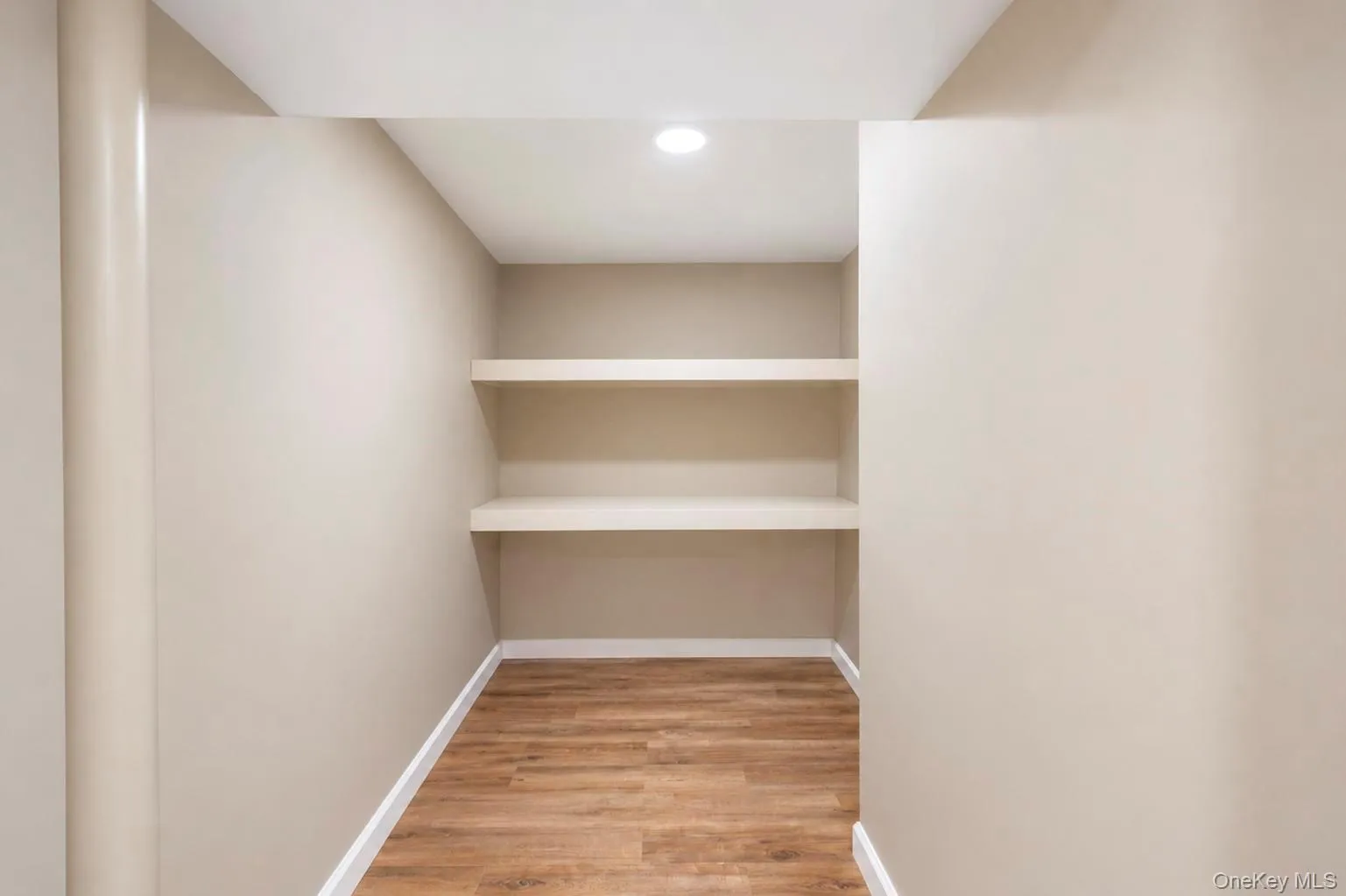 2 Pine Street, Huntington, NY, 2 Bedrooms Bedrooms, 6 Rooms Rooms,2 BathroomsBathrooms,Residential,For Rent,Pine,0,1029301 2 Pine Street, Huntington, NY, 2 Bedrooms Bedrooms, 6 Rooms Rooms,2 BathroomsBathrooms,Residential,For Rent,Pine,0,1029301