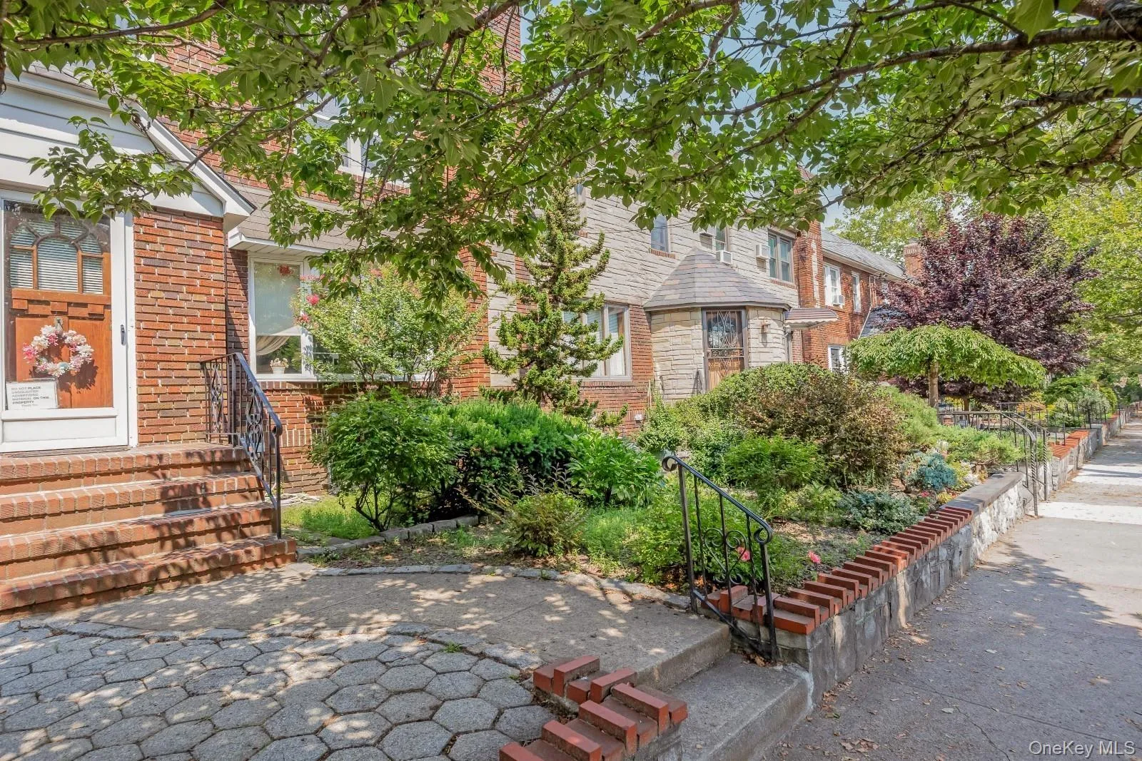 65-30 78th Street, New York, NY, 3 Bedrooms Bedrooms, 9 Rooms Rooms,1 BathroomBathrooms,Residential,For Rent,78th,0,1029303 65-30 78th Street, New York, NY, 3 Bedrooms Bedrooms, 9 Rooms Rooms,1 BathroomBathrooms,Residential,For Rent,78th,0,1029303