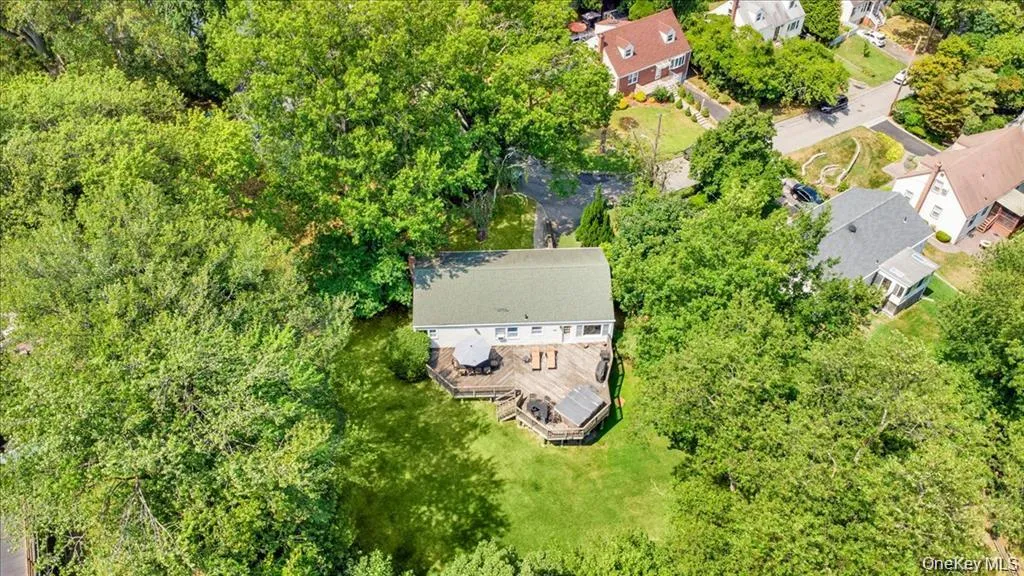 101 Cresthill Road, Yonkers, NY, 3 Bedrooms Bedrooms, 5 Rooms Rooms,2 BathroomsBathrooms,Residential,For Rent,Cresthill,0,1029304 101 Cresthill Road, Yonkers, NY, 3 Bedrooms Bedrooms, 5 Rooms Rooms,2 BathroomsBathrooms,Residential,For Rent,Cresthill,0,1029304