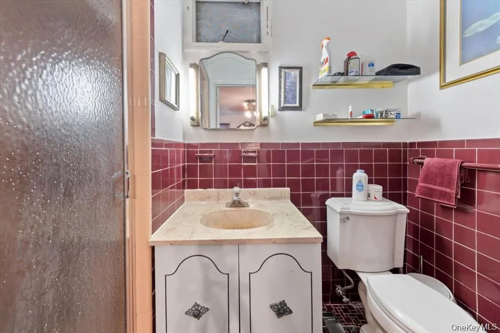 101 Cresthill Road, Yonkers, NY, 3 Bedrooms Bedrooms, 5 Rooms Rooms,2 BathroomsBathrooms,Residential,For Rent,Cresthill,0,1029304 101 Cresthill Road, Yonkers, NY, 3 Bedrooms Bedrooms, 5 Rooms Rooms,2 BathroomsBathrooms,Residential,For Rent,Cresthill,0,1029304