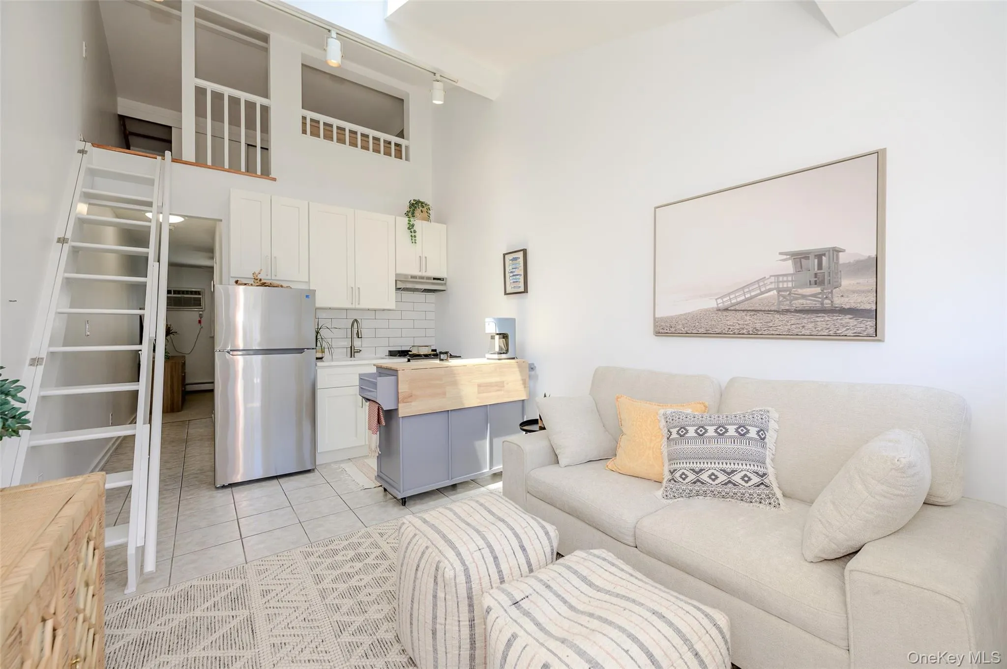 979 Oceanfront, Long Beach, NY, 1 Bedroom Bedrooms, 2 Rooms Rooms,1 BathroomBathrooms,Residential,For Rent,Oceanfront,0,1029309 979 Oceanfront, Long Beach, NY, 1 Bedroom Bedrooms, 2 Rooms Rooms,1 BathroomBathrooms,Residential,For Rent,Oceanfront,0,1029309