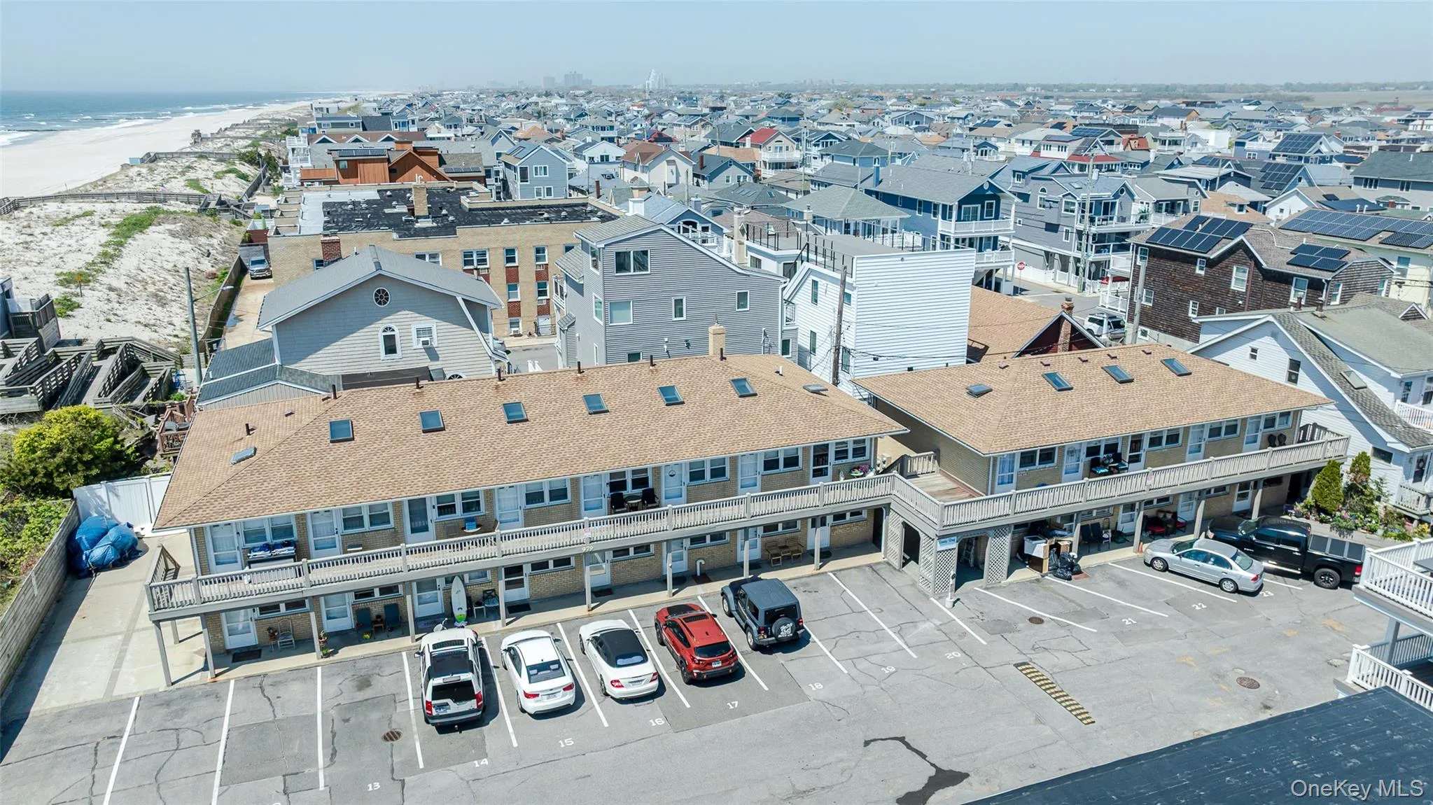 979 Oceanfront, Long Beach, NY, 1 Bedroom Bedrooms, 2 Rooms Rooms,1 BathroomBathrooms,Residential,For Rent,Oceanfront,0,1029309 979 Oceanfront, Long Beach, NY, 1 Bedroom Bedrooms, 2 Rooms Rooms,1 BathroomBathrooms,Residential,For Rent,Oceanfront,0,1029309