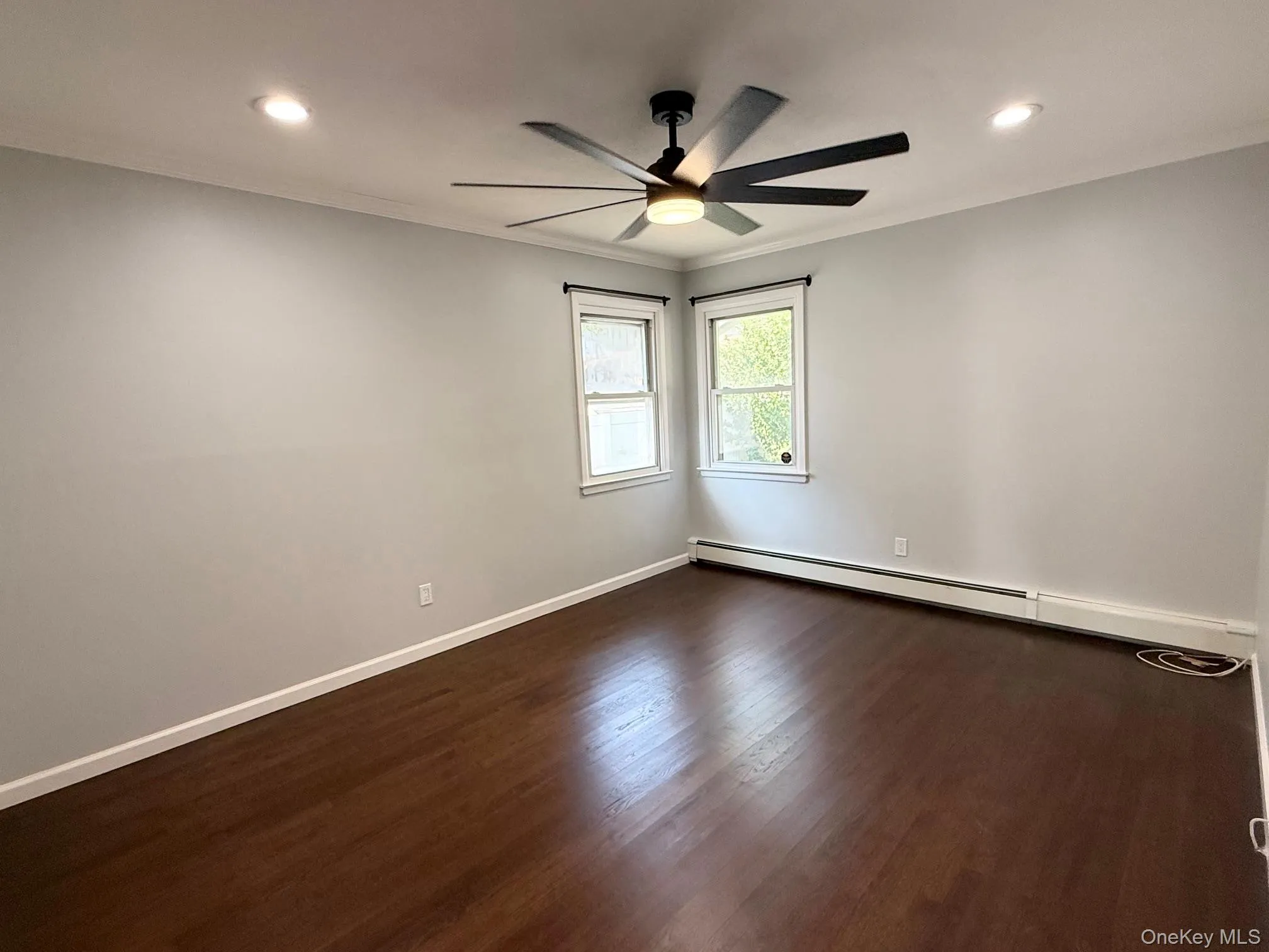 15 Walnut Street, Oyster Bay, NY, 3 Bedrooms Bedrooms, 6 Rooms Rooms,1 BathroomBathrooms,Residential Lease,For Rent,Walnut,0,1029311 15 Walnut Street, Oyster Bay, NY, 3 Bedrooms Bedrooms, 6 Rooms Rooms,1 BathroomBathrooms,Residential Lease,For Rent,Walnut,0,1029311