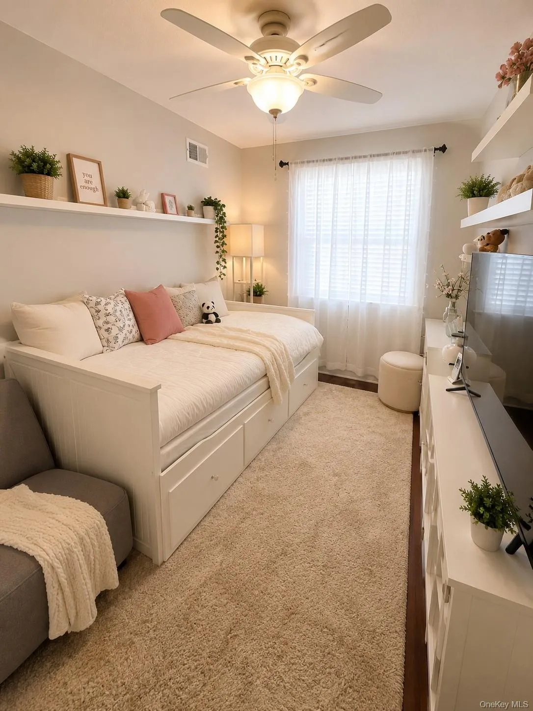 126 Beacon Lane, New York, NY, 3 Bedrooms Bedrooms, 6 Rooms Rooms,2 BathroomsBathrooms,Residential,For Rent,Beacon,0,1029314 126 Beacon Lane, New York, NY, 3 Bedrooms Bedrooms, 6 Rooms Rooms,2 BathroomsBathrooms,Residential,For Rent,Beacon,0,1029314
