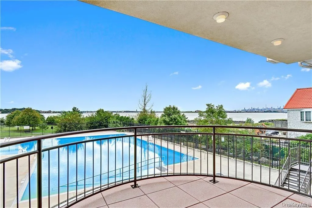 126 Beacon Lane, New York, NY, 3 Bedrooms Bedrooms, 6 Rooms Rooms,2 BathroomsBathrooms,Residential,For Rent,Beacon,0,1029314 126 Beacon Lane, New York, NY, 3 Bedrooms Bedrooms, 6 Rooms Rooms,2 BathroomsBathrooms,Residential,For Rent,Beacon,0,1029314