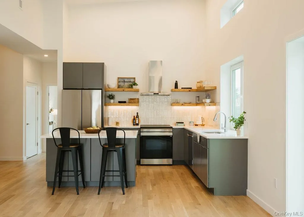 10 A Cooper Street, New Paltz, NY, 3 Bedrooms Bedrooms, 6 Rooms Rooms,2 BathroomsBathrooms,Residential,For Rent,Cooper,0,1029315 10 A Cooper Street, New Paltz, NY, 3 Bedrooms Bedrooms, 6 Rooms Rooms,2 BathroomsBathrooms,Residential,For Rent,Cooper,0,1029315