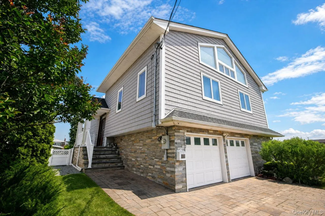 3467 Ocean Avenue, Hempstead, NY, 4 Bedrooms Bedrooms, 6 Rooms Rooms,3 BathroomsBathrooms,Residential,For Rent,Ocean,0,1029321 3467 Ocean Avenue, Hempstead, NY, 4 Bedrooms Bedrooms, 6 Rooms Rooms,3 BathroomsBathrooms,Residential,For Rent,Ocean,0,1029321