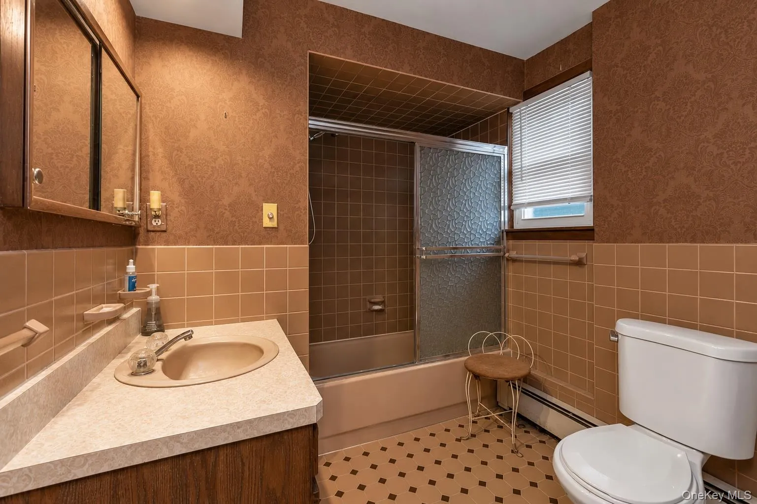 29 Jackson Road, Hempstead, NY, 3 Bedrooms Bedrooms, 7 Rooms Rooms,1 BathroomBathrooms,Residential,For Rent,Jackson,0,1029322 29 Jackson Road, Hempstead, NY, 3 Bedrooms Bedrooms, 7 Rooms Rooms,1 BathroomBathrooms,Residential,For Rent,Jackson,0,1029322