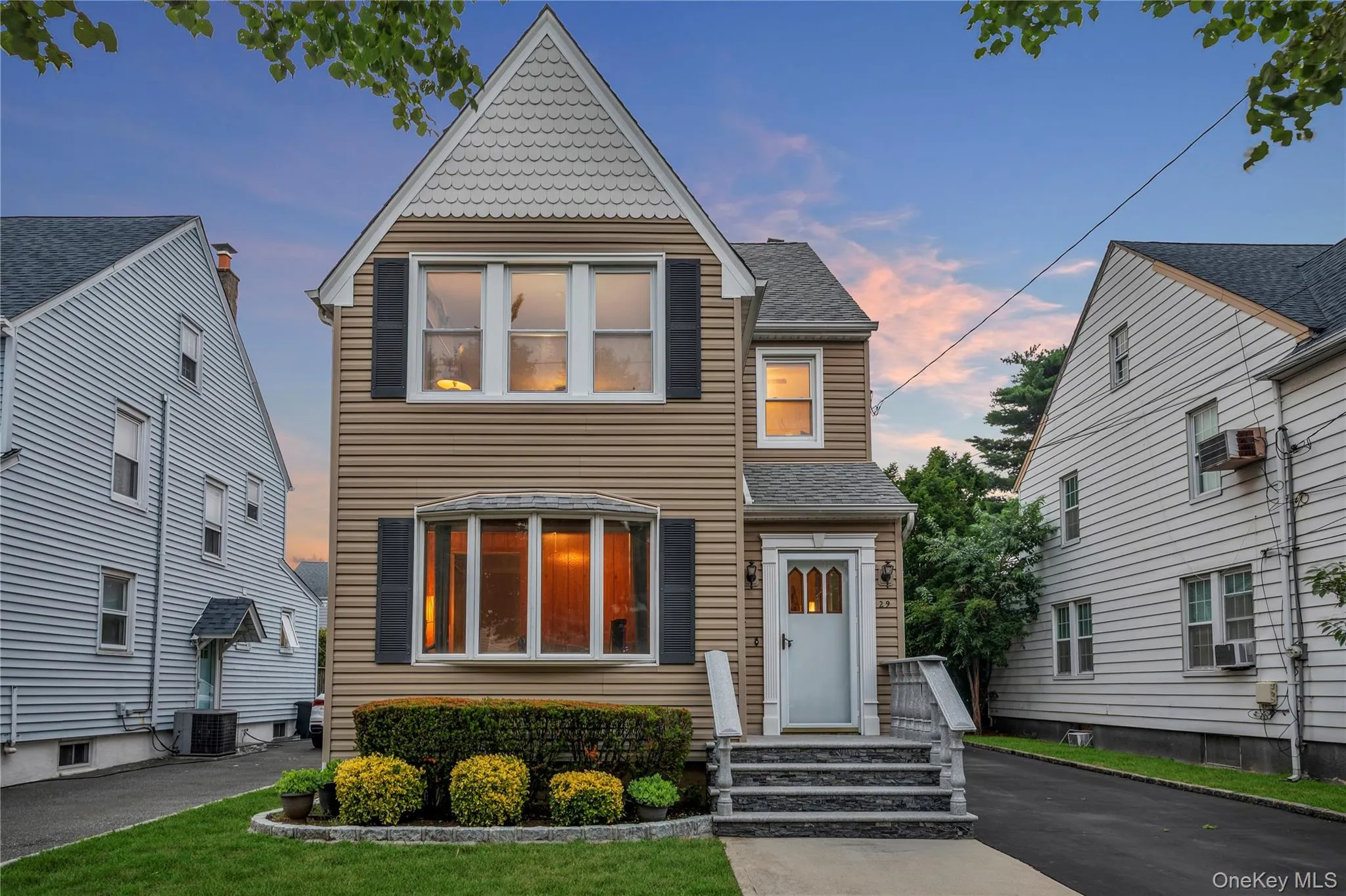 29 Jackson Road, Hempstead, NY, 3 Bedrooms Bedrooms, 7 Rooms Rooms,1 BathroomBathrooms,Residential,For Rent,Jackson,0,1029322 29 Jackson Road, Hempstead, NY, 3 Bedrooms Bedrooms, 7 Rooms Rooms,1 BathroomBathrooms,Residential,For Rent,Jackson,0,1029322