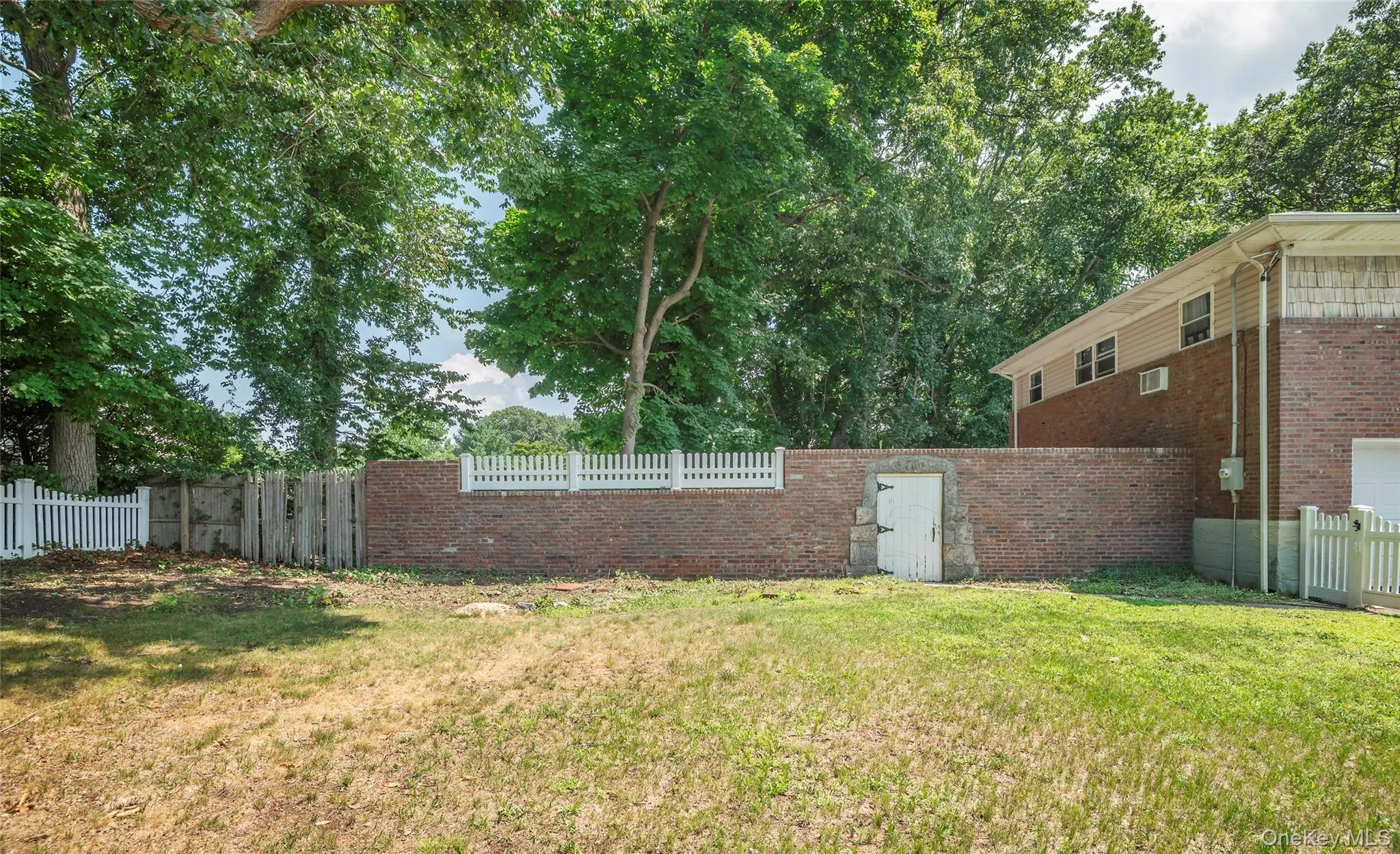 28 Brookdale Road, Glen Cove, NY, 5 Bedrooms Bedrooms, 10 Rooms Rooms,3 BathroomsBathrooms,Residential,For Rent,Brookdale,0,1029323 28 Brookdale Road, Glen Cove, NY, 5 Bedrooms Bedrooms, 10 Rooms Rooms,3 BathroomsBathrooms,Residential,For Rent,Brookdale,0,1029323