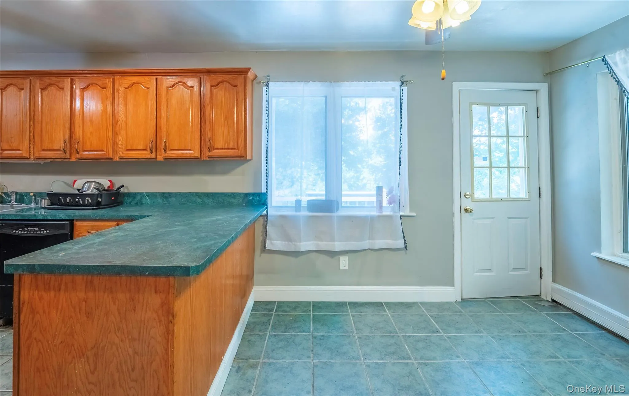 28 Brookdale Road, Glen Cove, NY, 5 Bedrooms Bedrooms, 10 Rooms Rooms,3 BathroomsBathrooms,Residential,For Rent,Brookdale,0,1029323 28 Brookdale Road, Glen Cove, NY, 5 Bedrooms Bedrooms, 10 Rooms Rooms,3 BathroomsBathrooms,Residential,For Rent,Brookdale,0,1029323