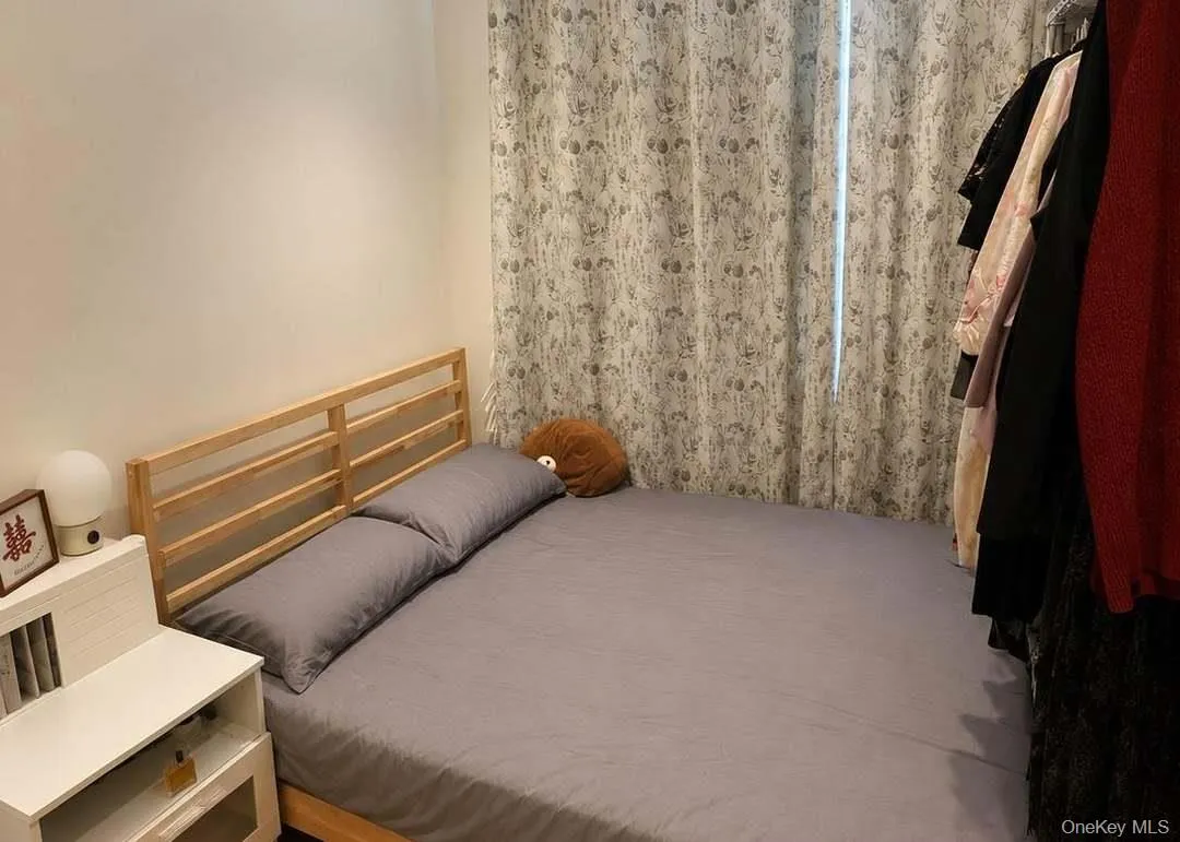 4223 Parsons Boulevard, New York, NY, 1 Room Rooms,1 BathroomBathrooms,Residential,For Rent,Parsons,0,1029324 4223 Parsons Boulevard, New York, NY, 1 Room Rooms,1 BathroomBathrooms,Residential,For Rent,Parsons,0,1029324