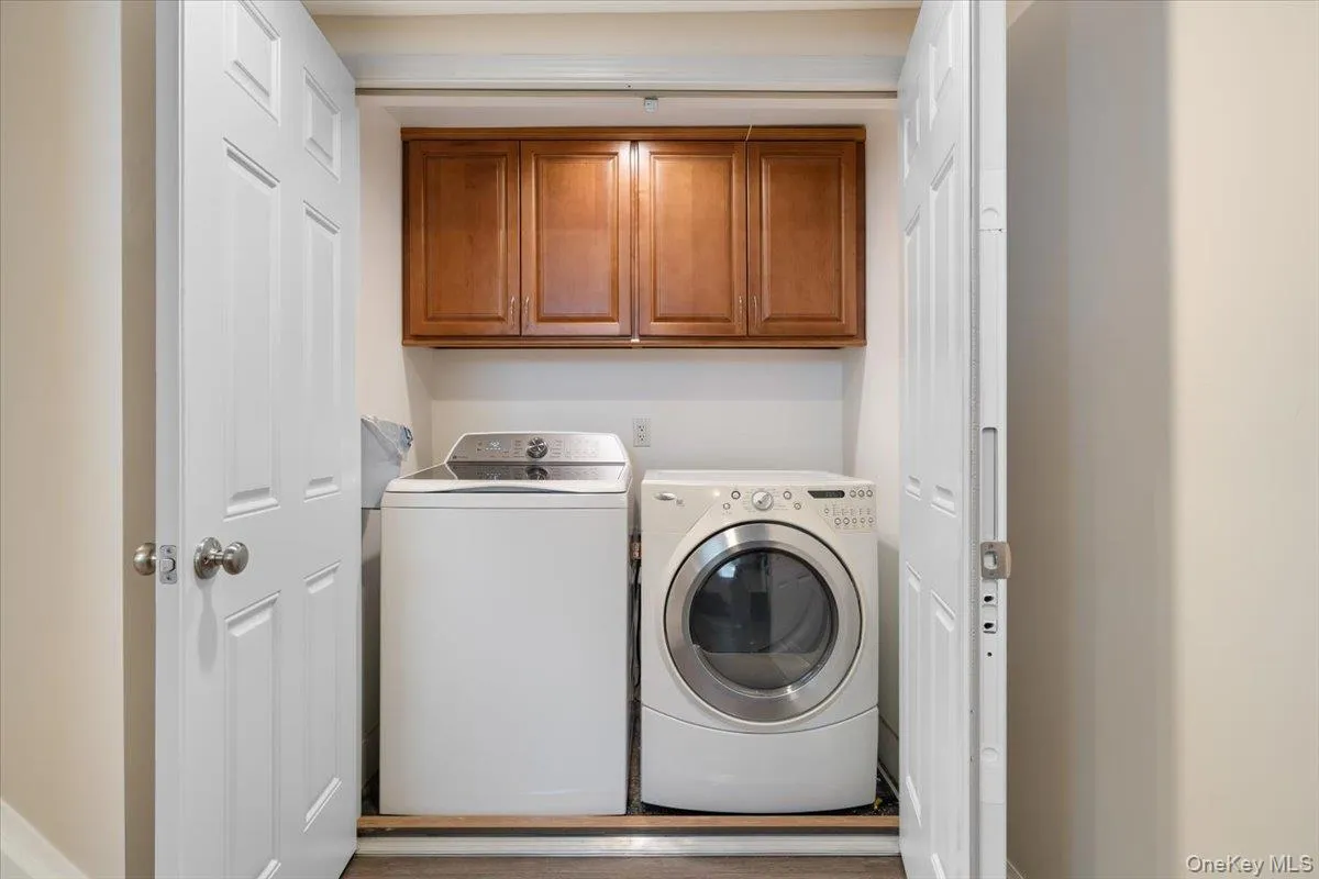 34 Farmers Avenue, Babylon, NY, 3 Bedrooms Bedrooms, 6 Rooms Rooms,2 BathroomsBathrooms,Residential,For Rent,Farmers,0,1029325 34 Farmers Avenue, Babylon, NY, 3 Bedrooms Bedrooms, 6 Rooms Rooms,2 BathroomsBathrooms,Residential,For Rent,Farmers,0,1029325