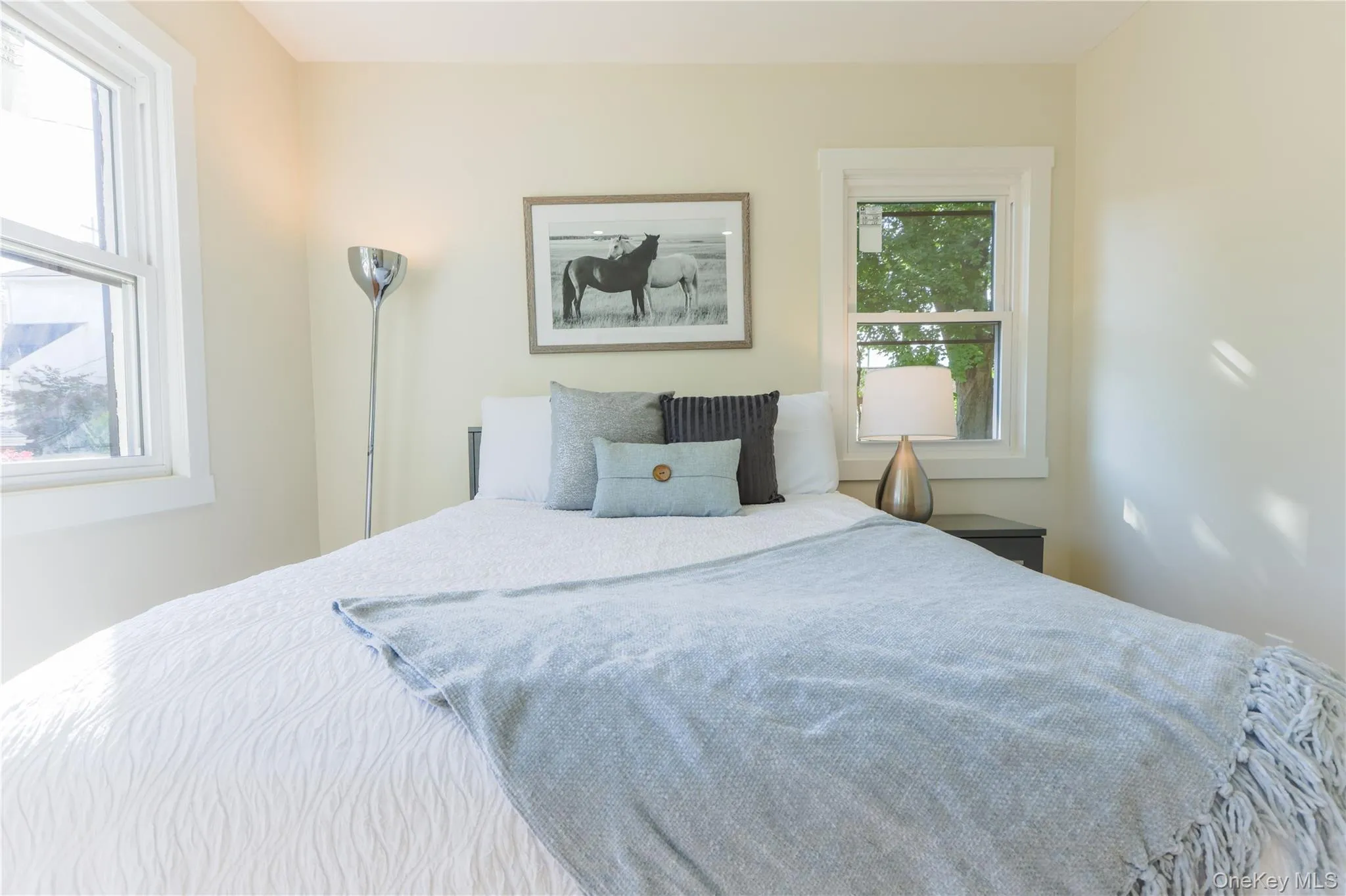 25 Van Duzen Place, Eastchester, NY, 4 Bedrooms Bedrooms, 7 Rooms Rooms,2 BathroomsBathrooms,Residential Lease,For Rent,Van Duzen,0,1029332 25 Van Duzen Place, Eastchester, NY, 4 Bedrooms Bedrooms, 7 Rooms Rooms,2 BathroomsBathrooms,Residential Lease,For Rent,Van Duzen,0,1029332