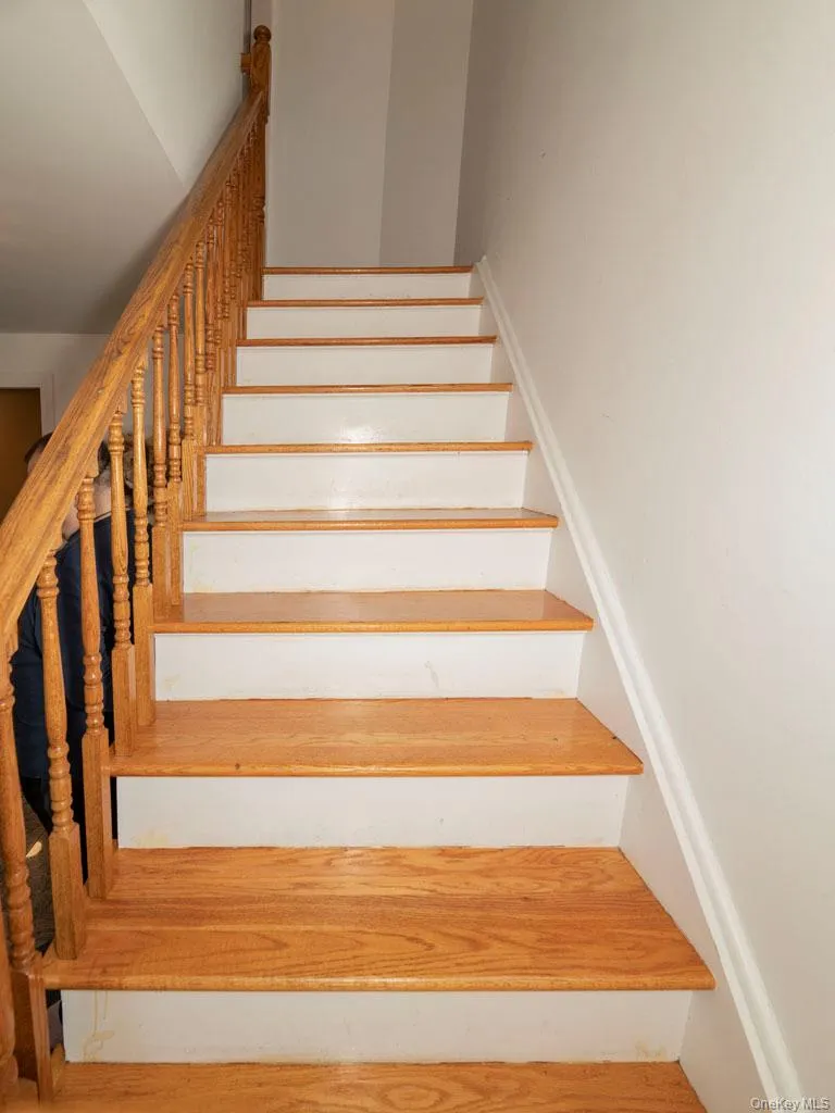 269 Marcus Avenue, North Hempstead, NY, 5 Bedrooms Bedrooms, 10 Rooms Rooms,3 BathroomsBathrooms,Residential,For Rent,Marcus,0,1029341 269 Marcus Avenue, North Hempstead, NY, 5 Bedrooms Bedrooms, 10 Rooms Rooms,3 BathroomsBathrooms,Residential,For Rent,Marcus,0,1029341