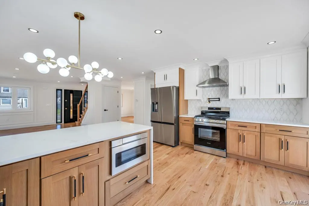 28 Elm Street, Oyster Bay, NY, 5 Bedrooms Bedrooms, 10 Rooms Rooms,4 BathroomsBathrooms,Residential,For Rent,Elm,0,1029349 28 Elm Street, Oyster Bay, NY, 5 Bedrooms Bedrooms, 10 Rooms Rooms,4 BathroomsBathrooms,Residential,For Rent,Elm,0,1029349