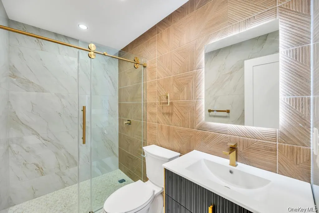 28 Elm Street, Oyster Bay, NY, 5 Bedrooms Bedrooms, 10 Rooms Rooms,4 BathroomsBathrooms,Residential,For Rent,Elm,0,1029349 28 Elm Street, Oyster Bay, NY, 5 Bedrooms Bedrooms, 10 Rooms Rooms,4 BathroomsBathrooms,Residential,For Rent,Elm,0,1029349