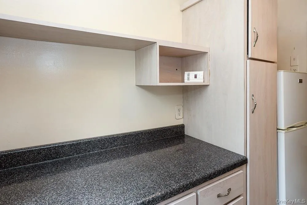 189-19 39th Avenue, New York, NY, 1 Bedroom Bedrooms, 4 Rooms Rooms,1 BathroomBathrooms,Residential,For Rent,39th,0,1029356 189-19 39th Avenue, New York, NY, 1 Bedroom Bedrooms, 4 Rooms Rooms,1 BathroomBathrooms,Residential,For Rent,39th,0,1029356