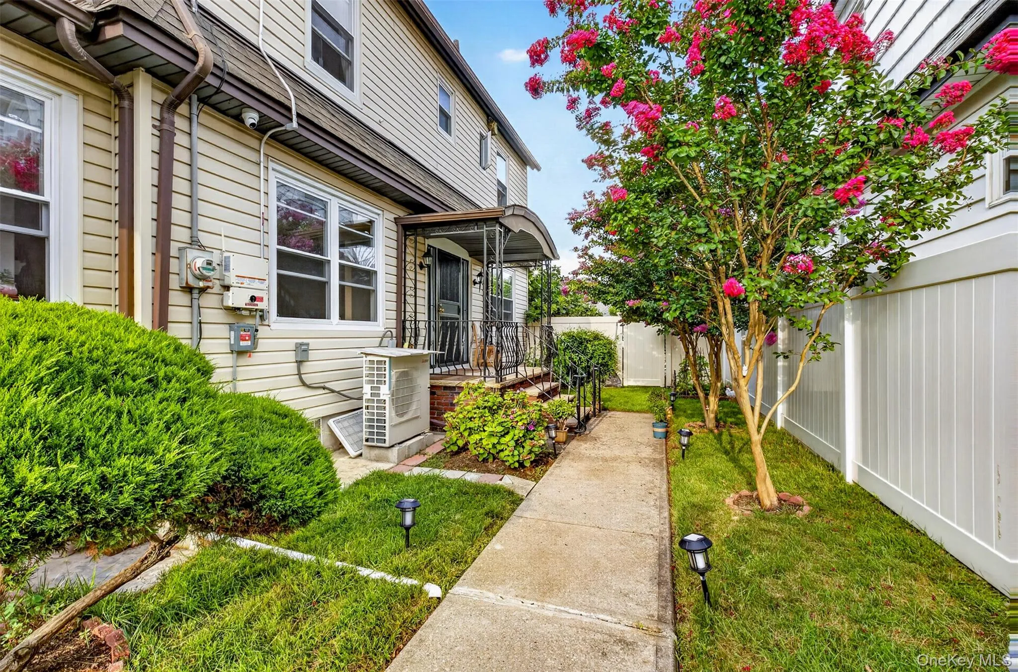 3569 161st Street, New York, NY, 5 Bedrooms Bedrooms, 12 Rooms Rooms,3 BathroomsBathrooms,Residential,For Rent,161st,0,1029357 3569 161st Street, New York, NY, 5 Bedrooms Bedrooms, 12 Rooms Rooms,3 BathroomsBathrooms,Residential,For Rent,161st,0,1029357