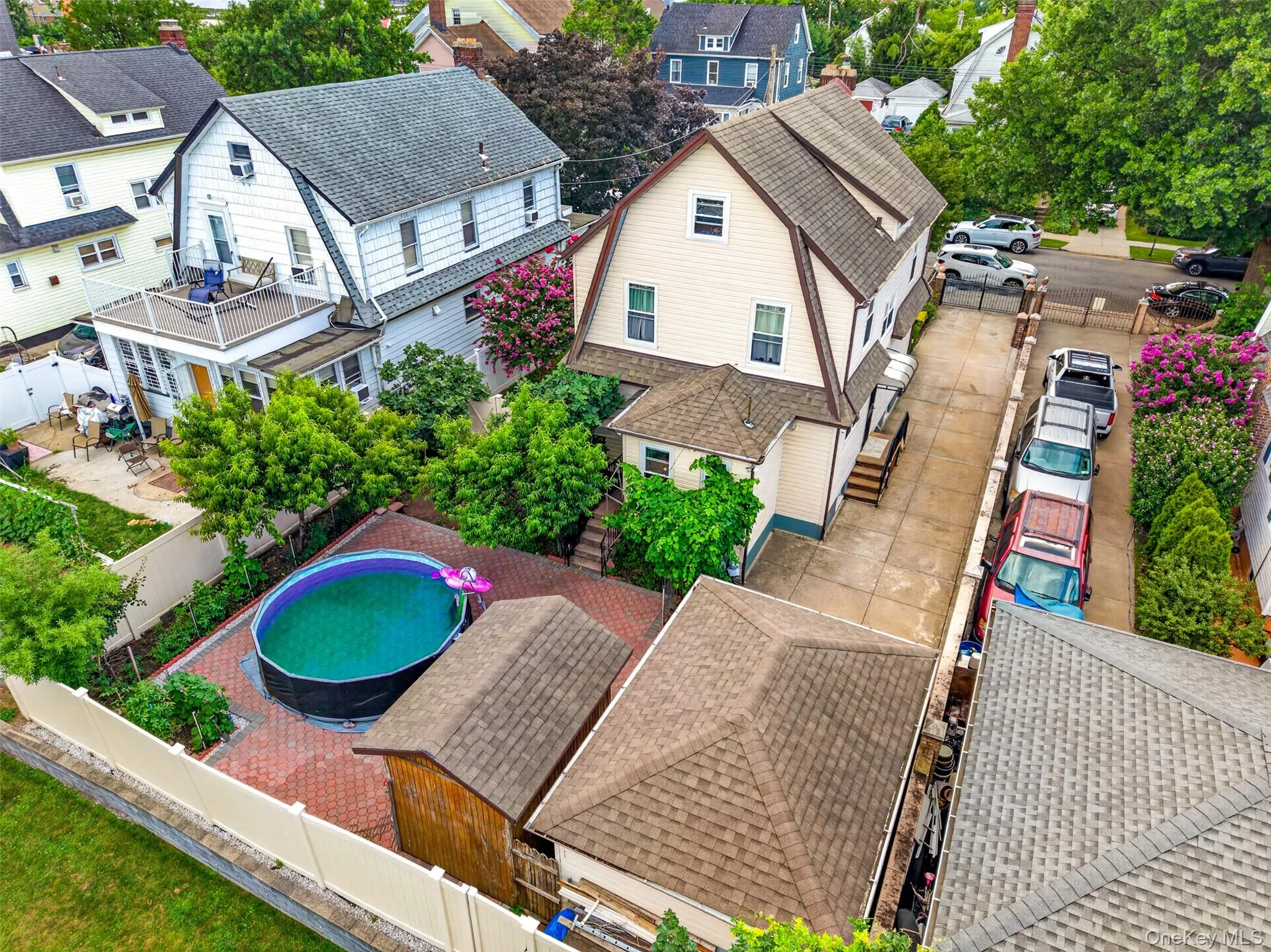 3569 161st Street, New York, NY, 5 Bedrooms Bedrooms, 12 Rooms Rooms,3 BathroomsBathrooms,Residential,For Rent,161st,0,1029357 3569 161st Street, New York, NY, 5 Bedrooms Bedrooms, 12 Rooms Rooms,3 BathroomsBathrooms,Residential,For Rent,161st,0,1029357