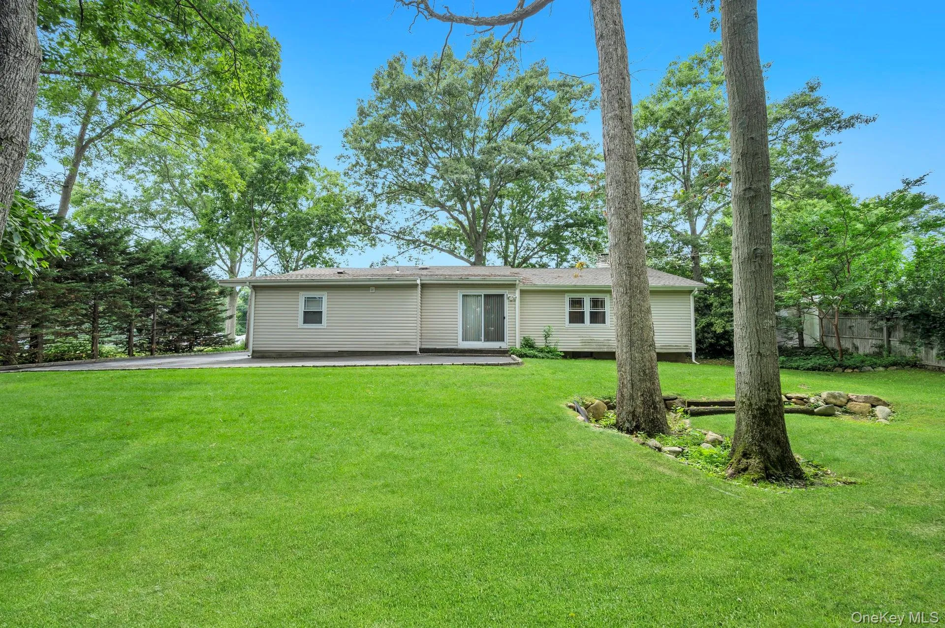 9 Alpine Place, Brookhaven, NY, 3 Bedrooms Bedrooms, 7 Rooms Rooms,2 BathroomsBathrooms,Residential,For Rent,Alpine,0,1029359 9 Alpine Place, Brookhaven, NY, 3 Bedrooms Bedrooms, 7 Rooms Rooms,2 BathroomsBathrooms,Residential,For Rent,Alpine,0,1029359