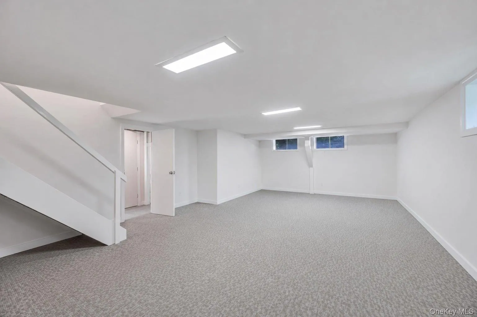 9 Alpine Place, Brookhaven, NY, 3 Bedrooms Bedrooms, 7 Rooms Rooms,2 BathroomsBathrooms,Residential,For Rent,Alpine,0,1029359 9 Alpine Place, Brookhaven, NY, 3 Bedrooms Bedrooms, 7 Rooms Rooms,2 BathroomsBathrooms,Residential,For Rent,Alpine,0,1029359