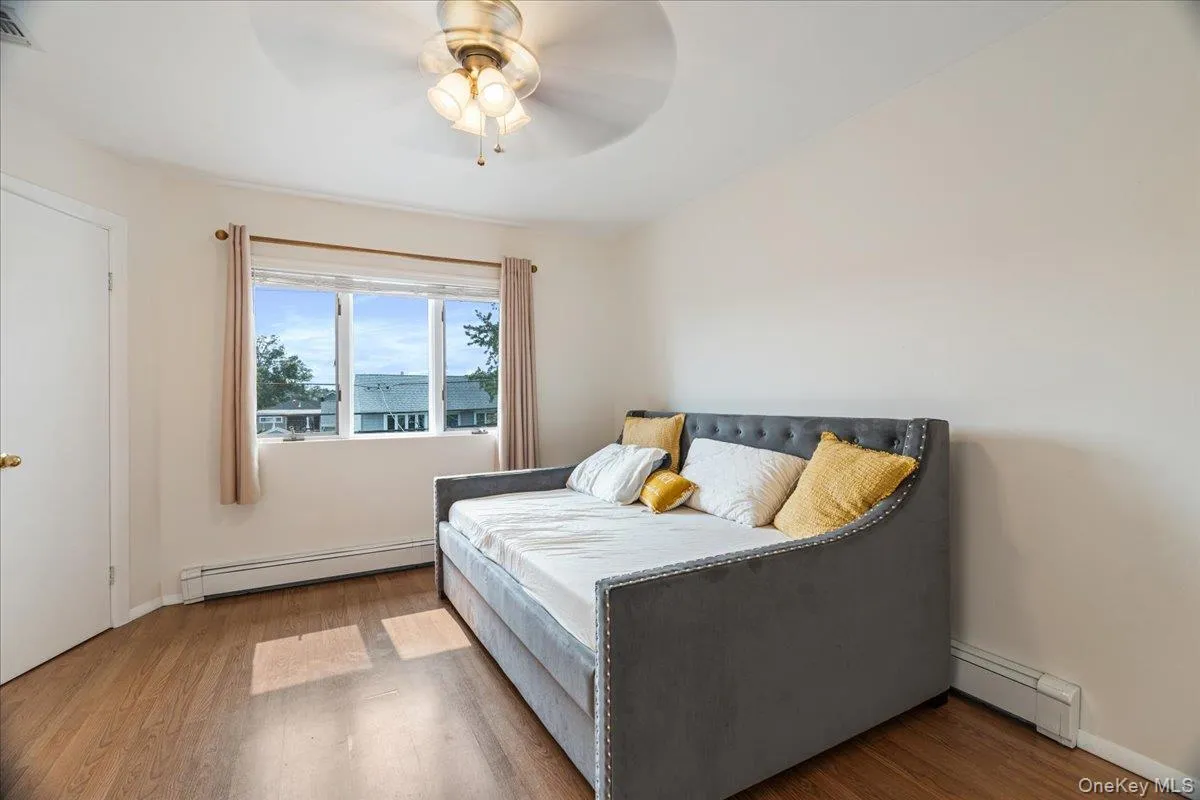 2nd Bedroom 2nd Bedroom