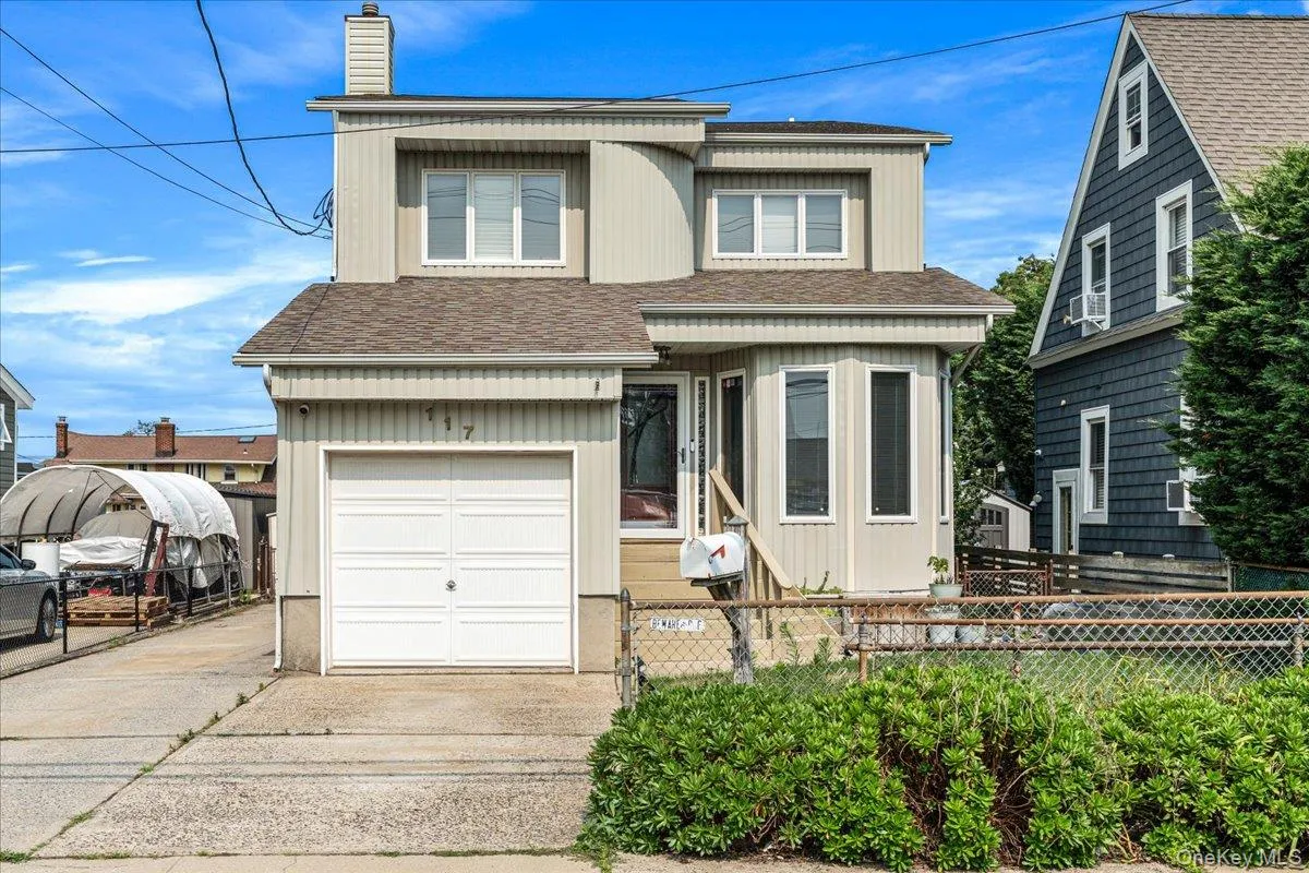 117 Gordon Place, Hempstead, NY, 3 Bedrooms Bedrooms, 6 Rooms Rooms,3 BathroomsBathrooms,Residential,For Rent,Gordon,0,1029360 117 Gordon Place, Hempstead, NY, 3 Bedrooms Bedrooms, 6 Rooms Rooms,3 BathroomsBathrooms,Residential,For Rent,Gordon,0,1029360