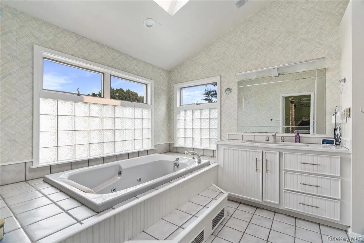 117 Gordon Place, Hempstead, NY, 3 Bedrooms Bedrooms, 6 Rooms Rooms,3 BathroomsBathrooms,Residential,For Rent,Gordon,0,1029360 117 Gordon Place, Hempstead, NY, 3 Bedrooms Bedrooms, 6 Rooms Rooms,3 BathroomsBathrooms,Residential,For Rent,Gordon,0,1029360