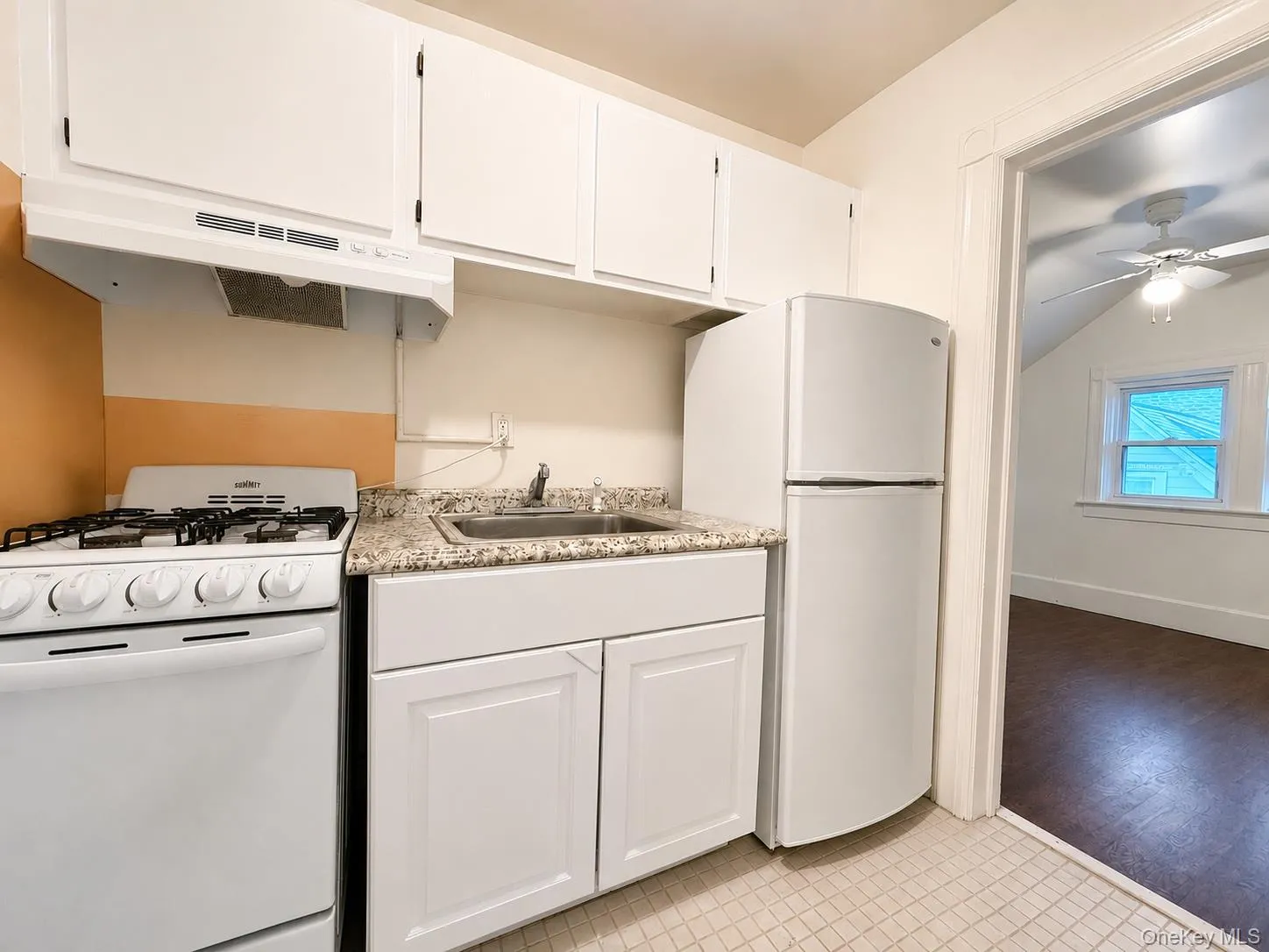 66 BROADWAY, Orangetown, NY, 1 Room Rooms,1 BathroomBathrooms,Residential Lease,For Rent,BROADWAY,0,1029363 66 BROADWAY, Orangetown, NY, 1 Room Rooms,1 BathroomBathrooms,Residential Lease,For Rent,BROADWAY,0,1029363