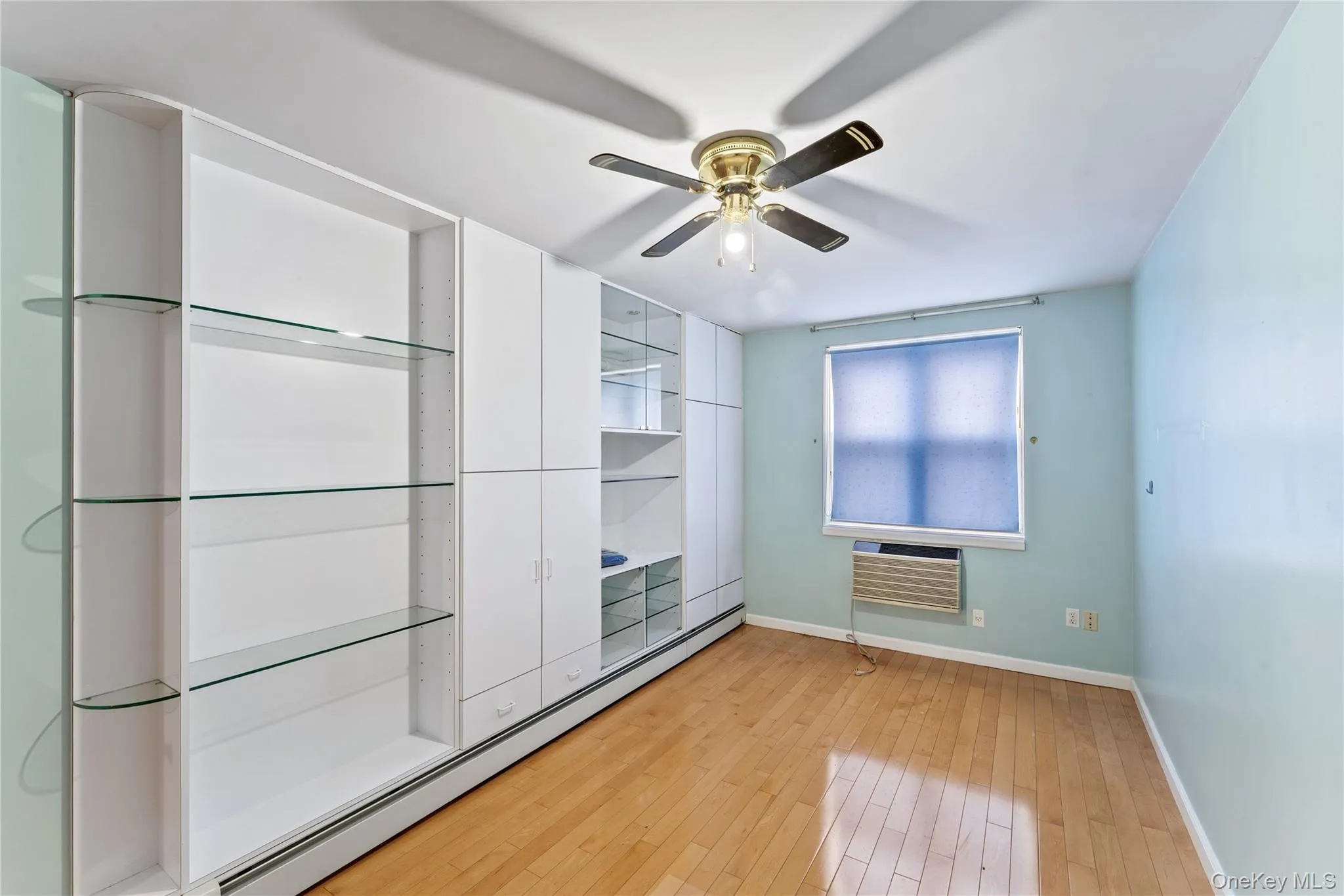 3101 42nd Street, New York, NY, 3 Bedrooms Bedrooms, 5 Rooms Rooms,2 BathroomsBathrooms,Residential Lease,For Rent,42nd,0,1029365 3101 42nd Street, New York, NY, 3 Bedrooms Bedrooms, 5 Rooms Rooms,2 BathroomsBathrooms,Residential Lease,For Rent,42nd,0,1029365